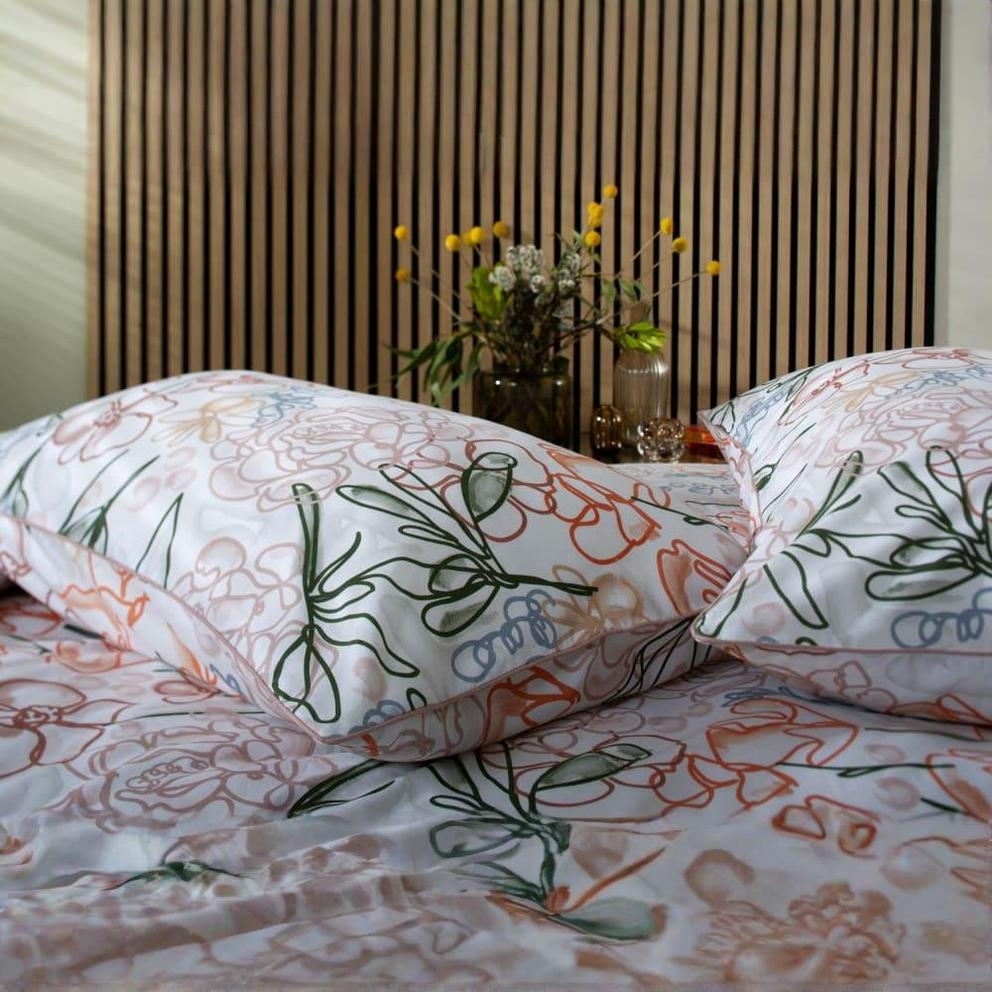 Naive Floral Cotton Duvet Cover Set