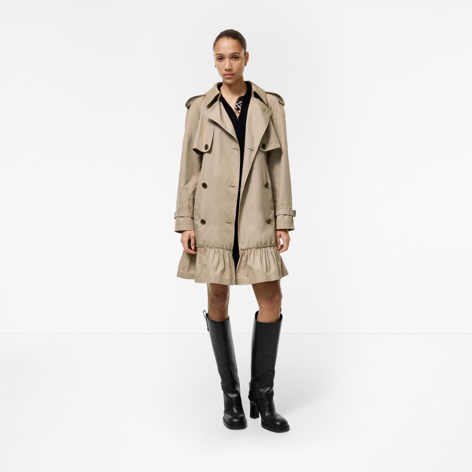 Short Gabardine Tillydrine Trench Coat