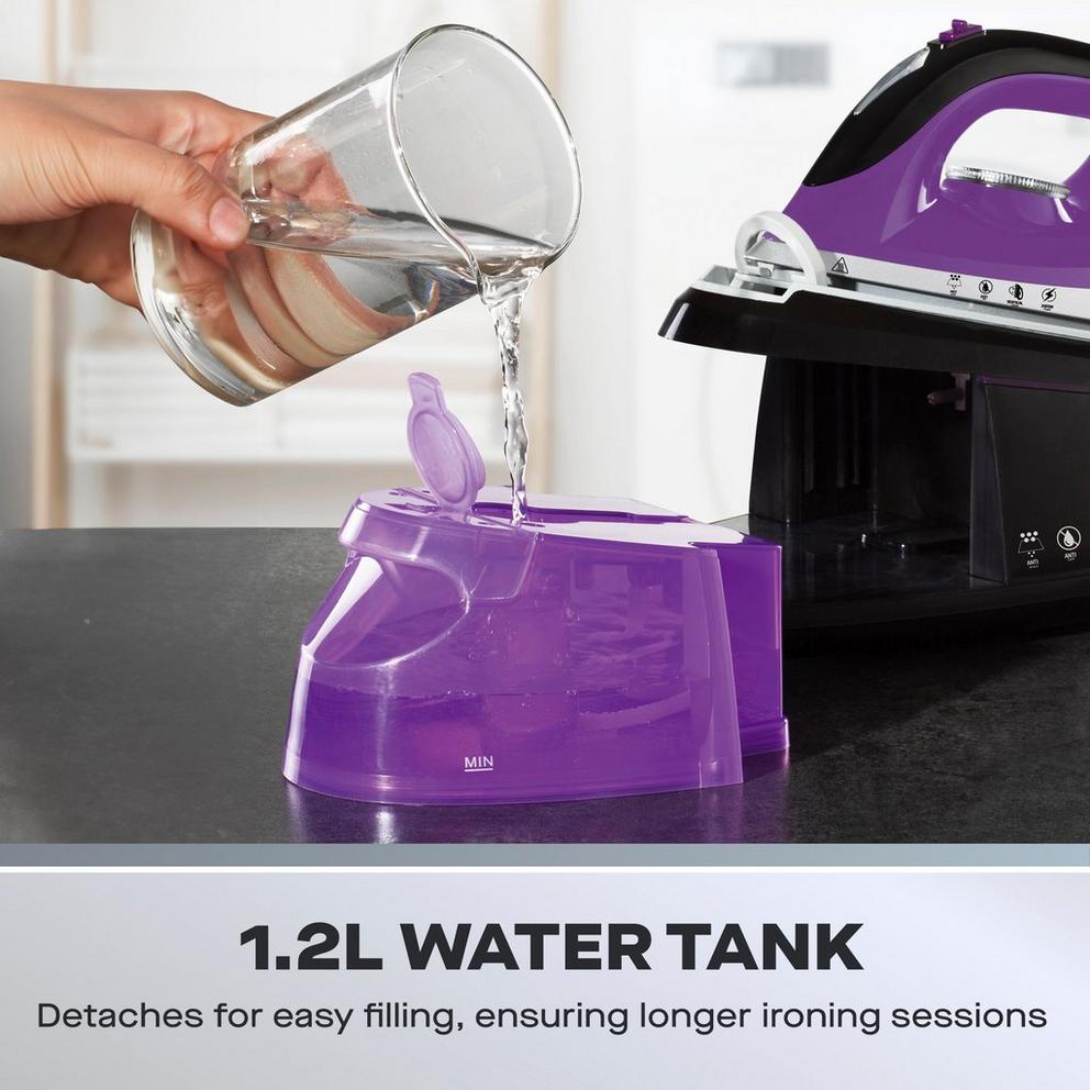 Steam Iron with 1.2L Station