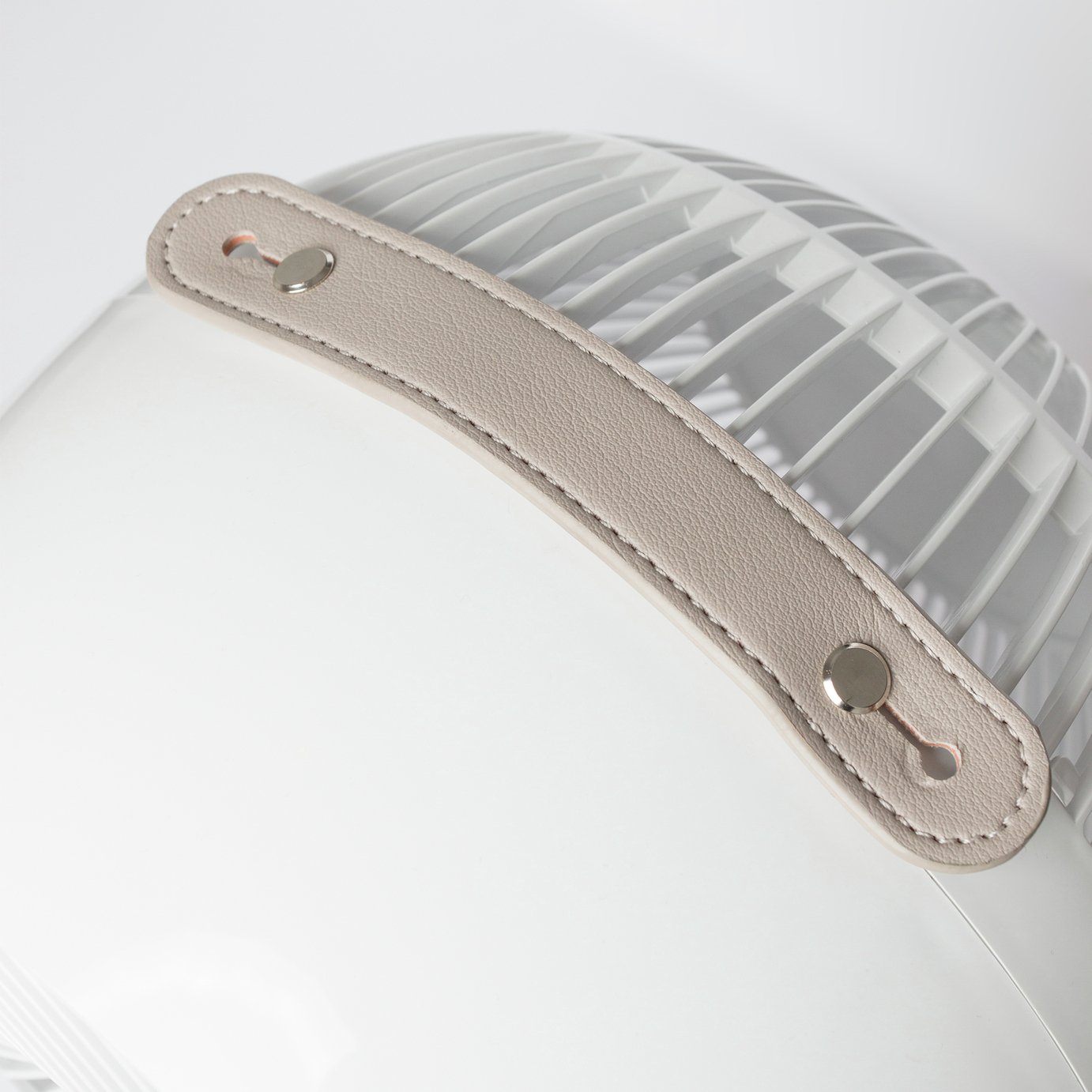 Meaco 1056 White Desk Fan - 12 Inch