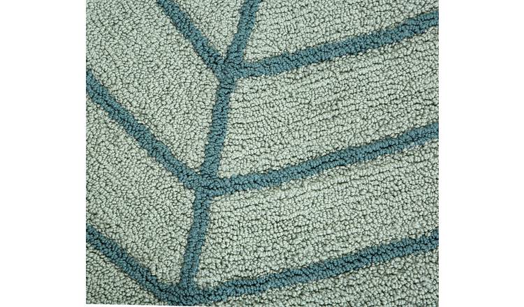 Habitat Kids Leaf Shaped Green Cut Pile Rug - 80x110cm