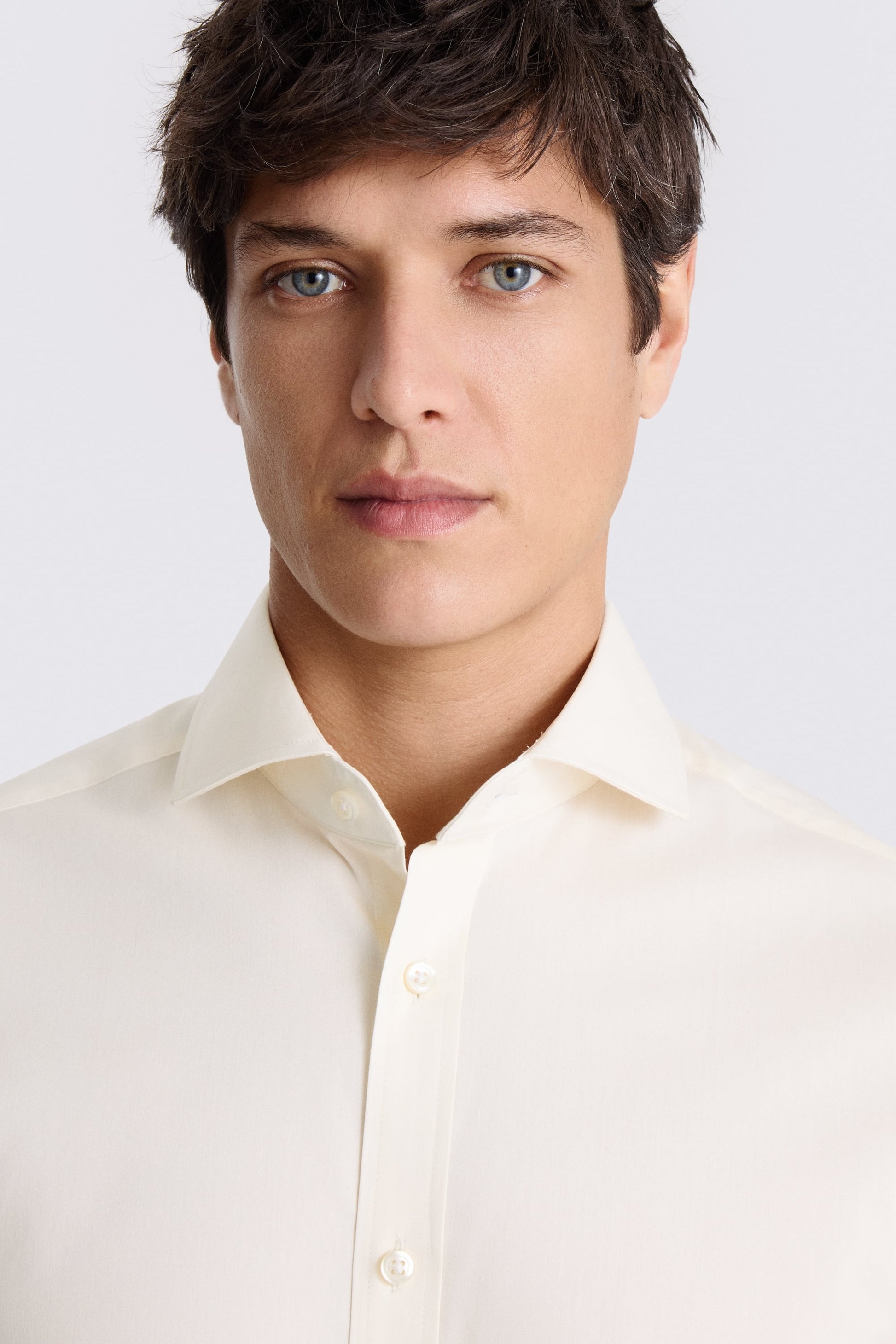Tailored Fit Off-White Stretch Shirt
