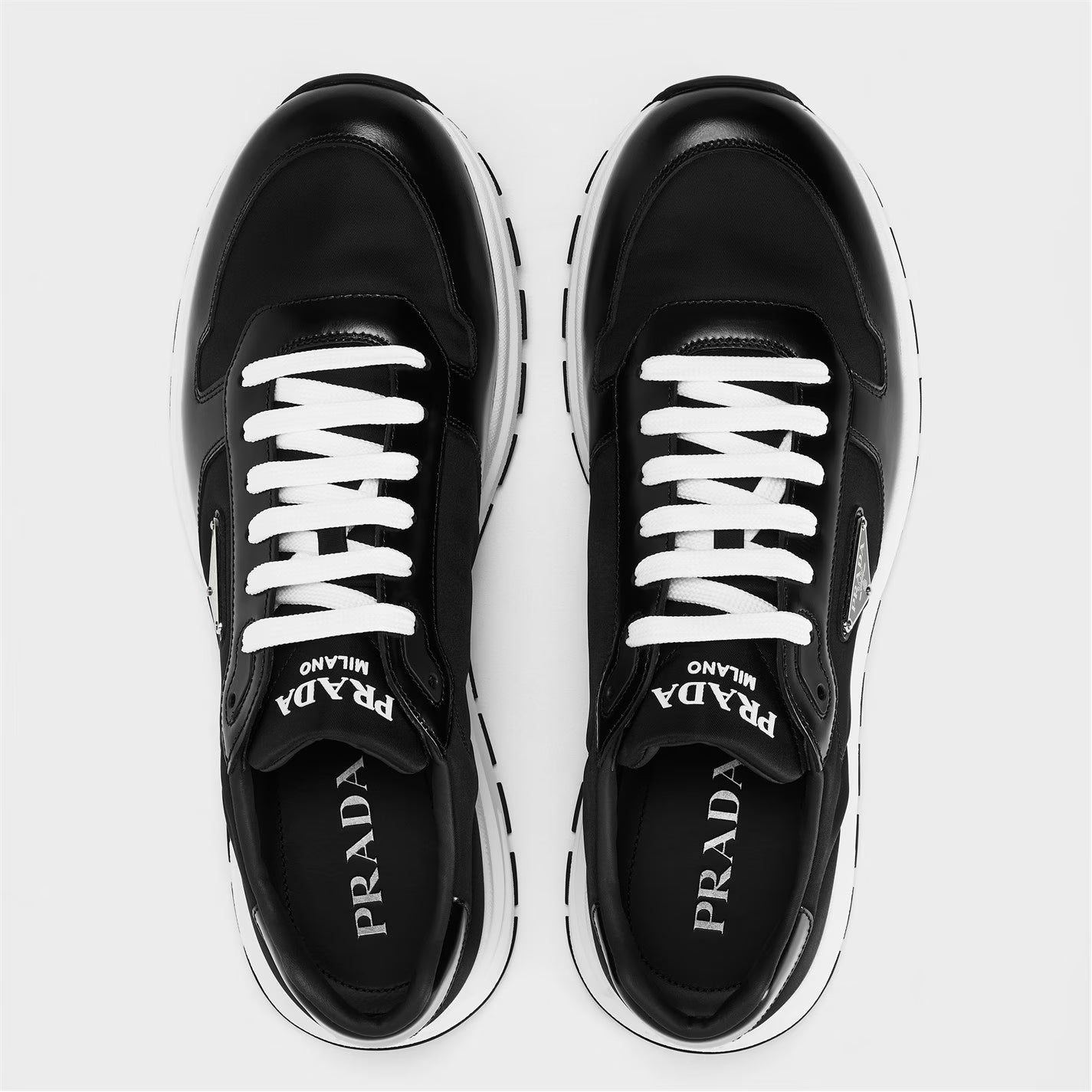 Men'S Triangle Logo Re-Nylon Trainers