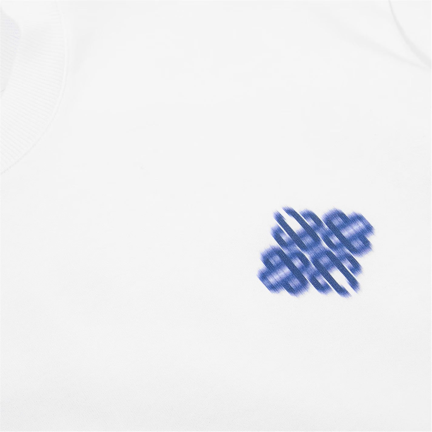 Couture Blurred Tee Sn00