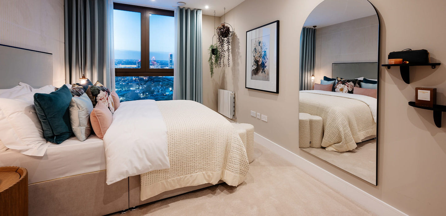 Twelvetrees Park  — Suite 1 2 and 3 Bedroom Ultra Luxury Homes — 24 Hr Concierge and World Class Amenities — West Ham London — E16