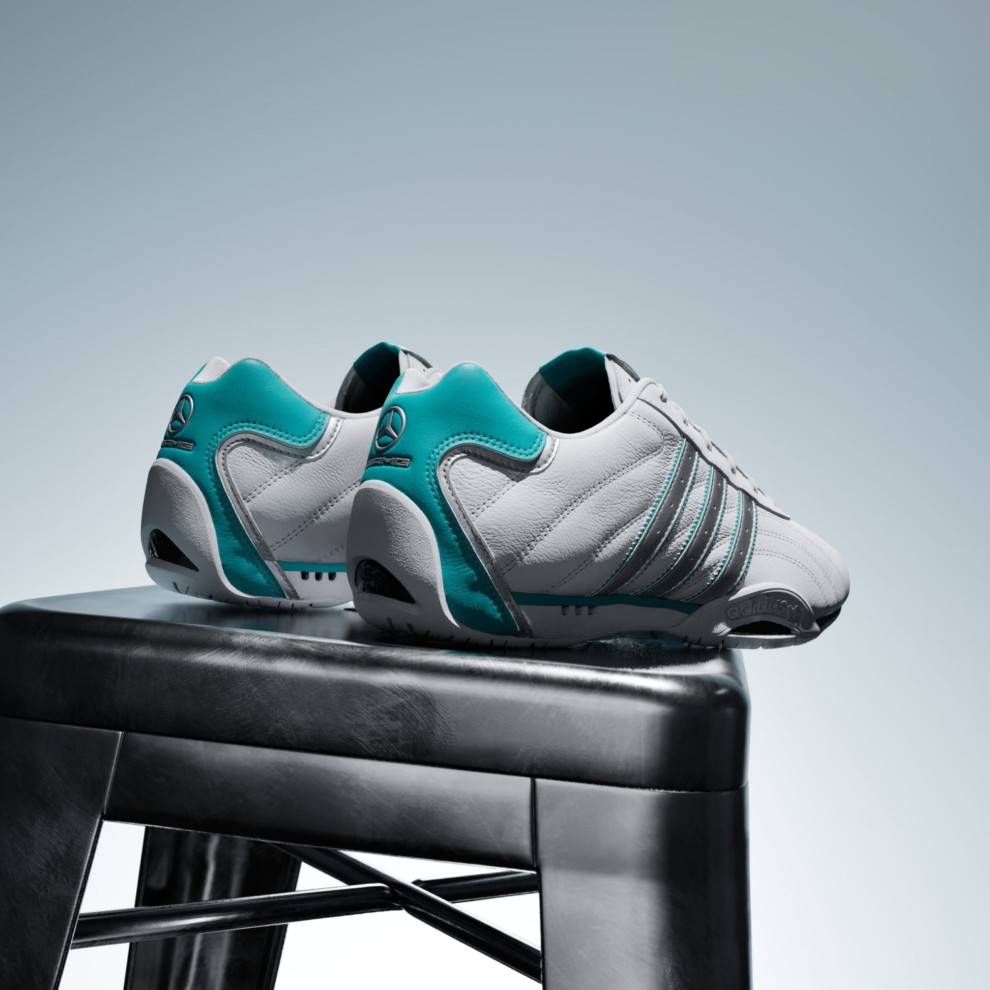 ADIRACER LO MERCEDES AMG PETRONAS F1 TEAM SHOES