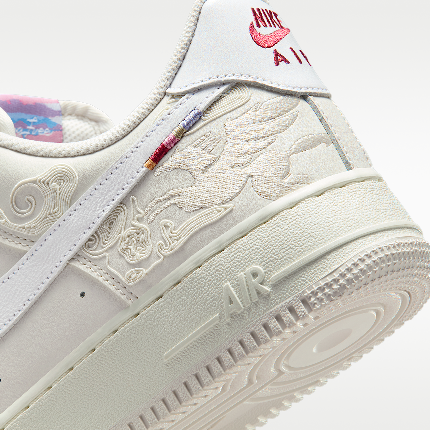 Nike Air Force 1 '07 SE 'LNY'