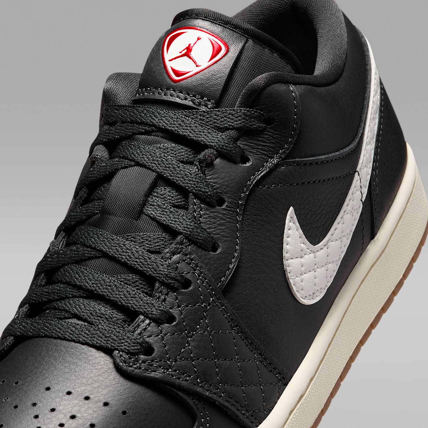 Air Jordan 1 Low SE
