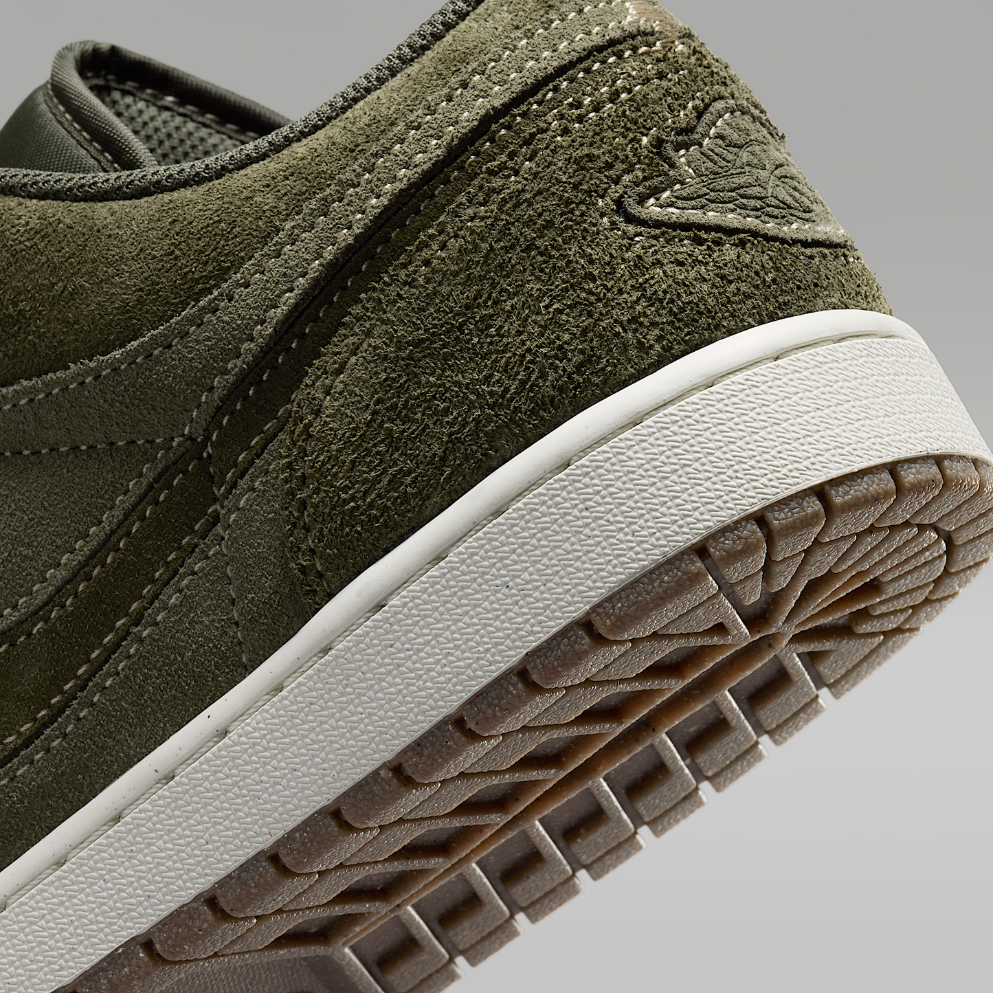 Air Jordan 1 Low SE Craft