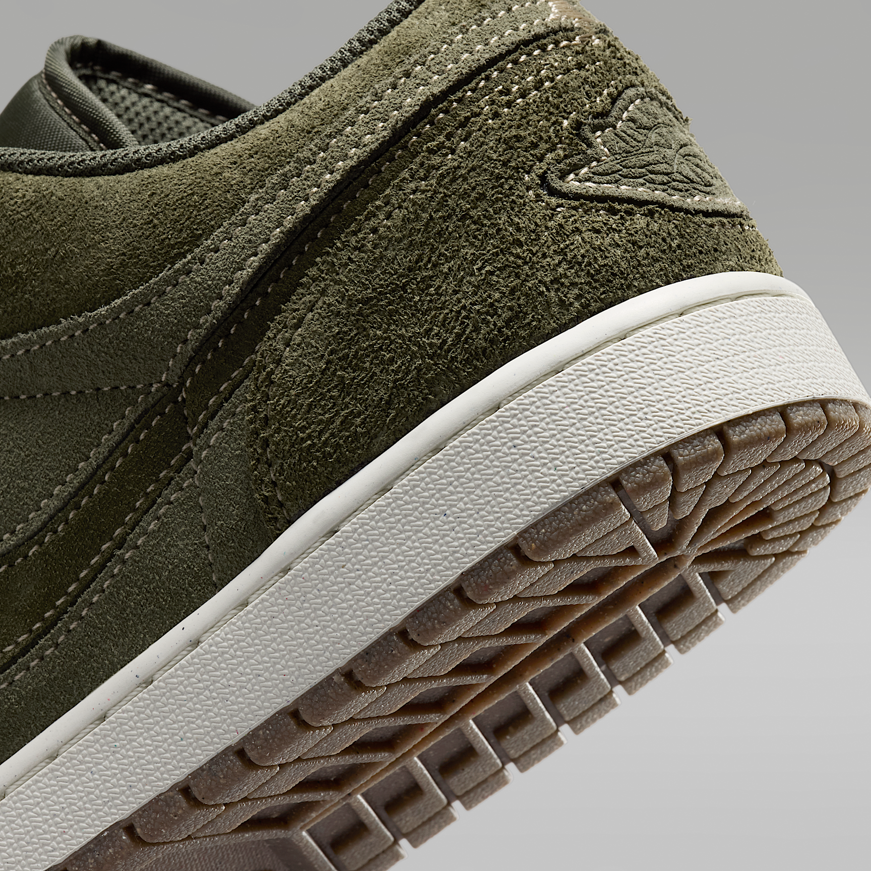Air Jordan 1 Low SE Craft