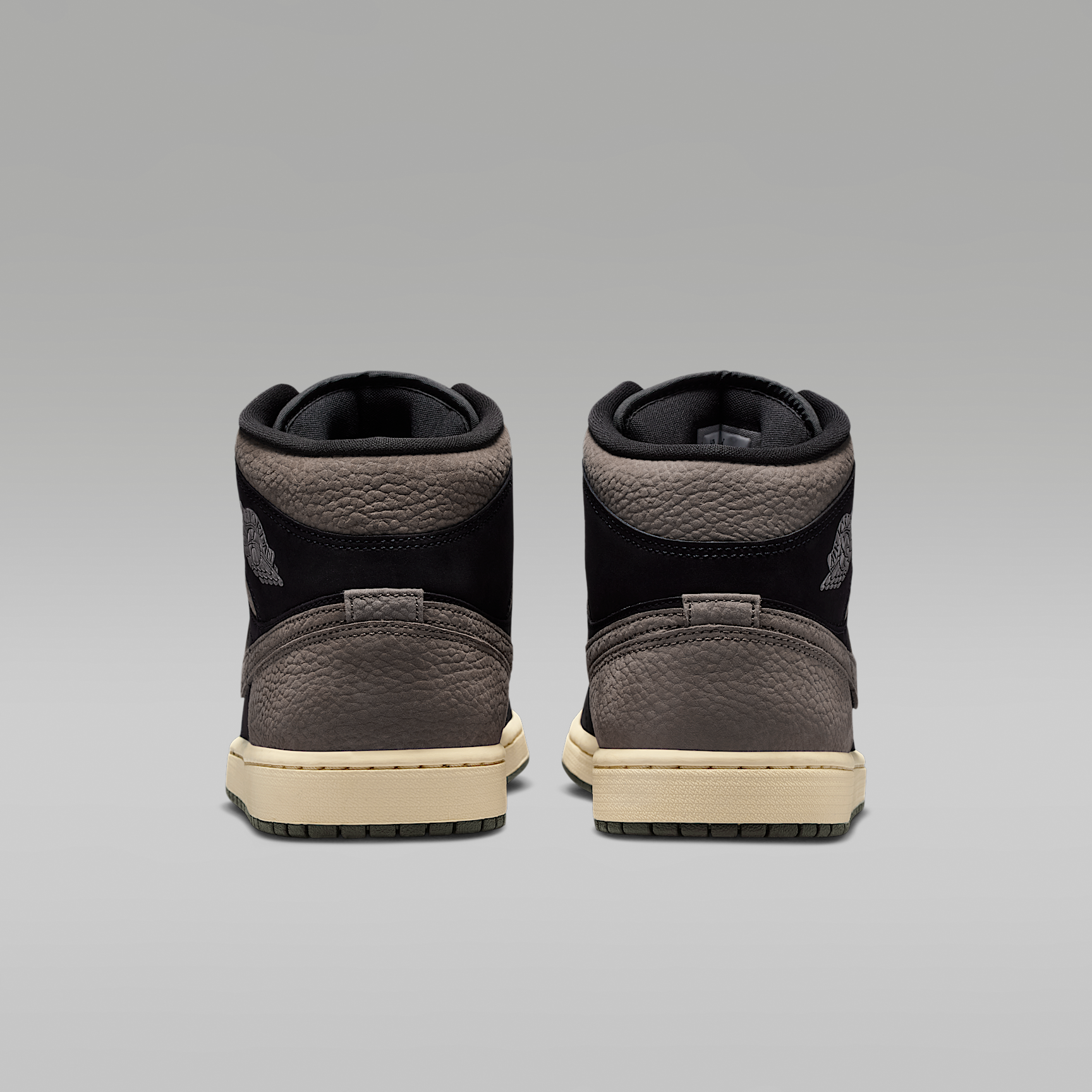 Air Jordan 1 Mid SE