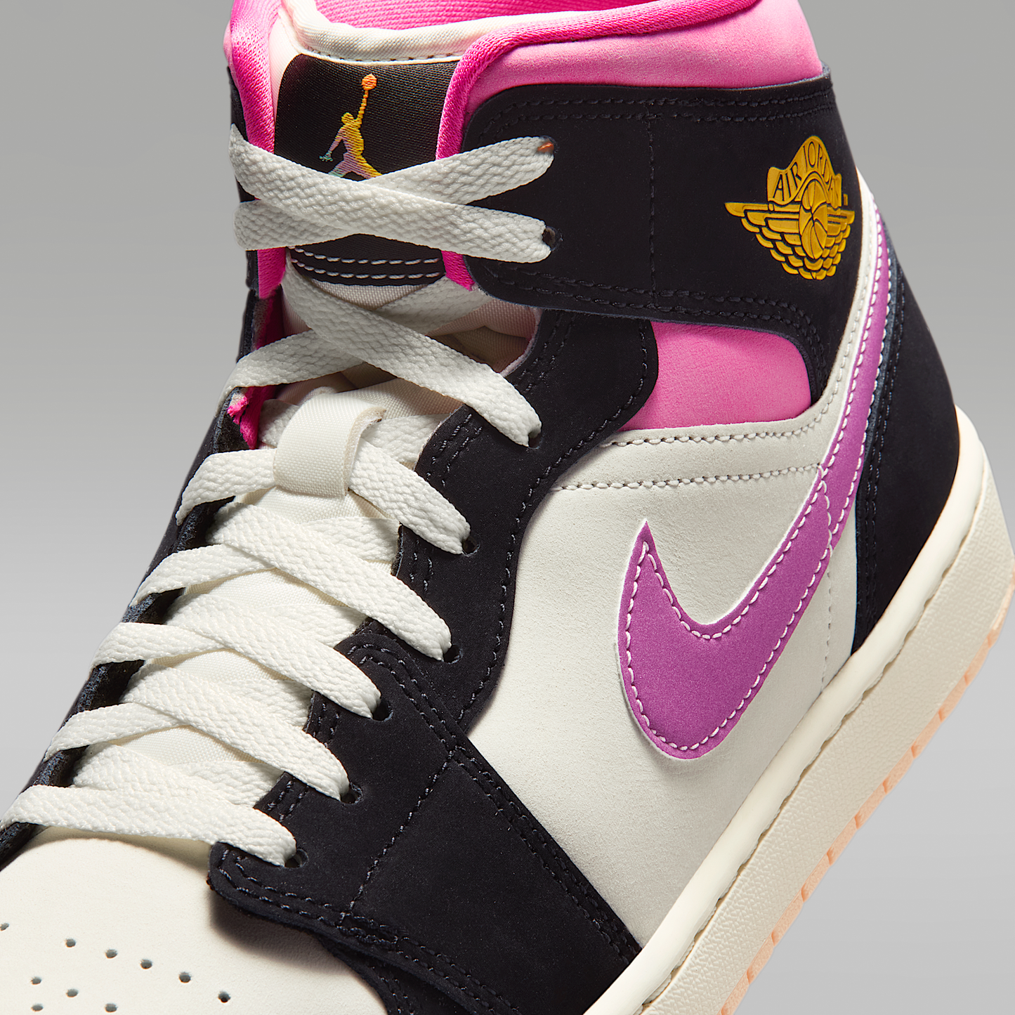Air Jordan 1 Mid SE