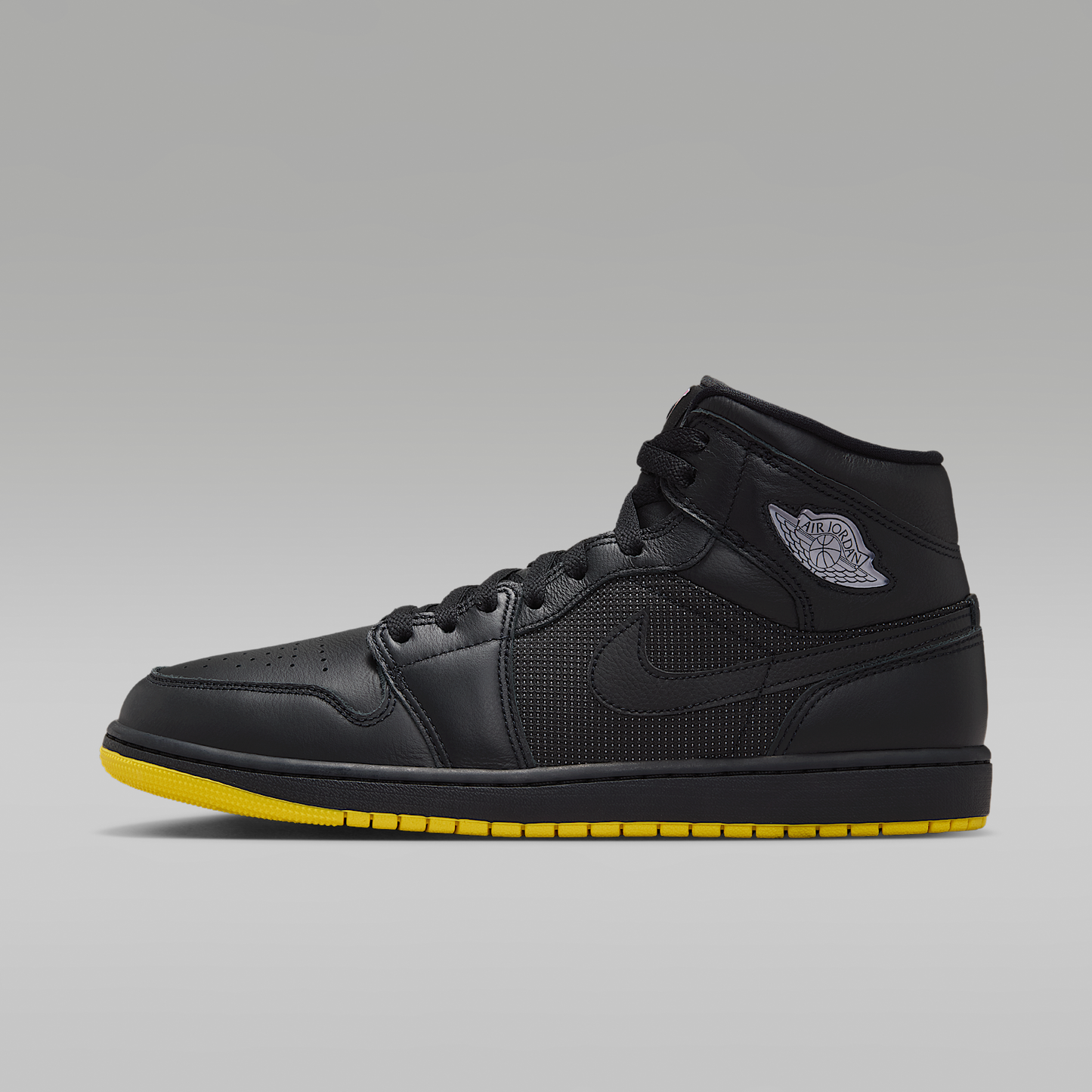 Air Jordan 1 Mid SE