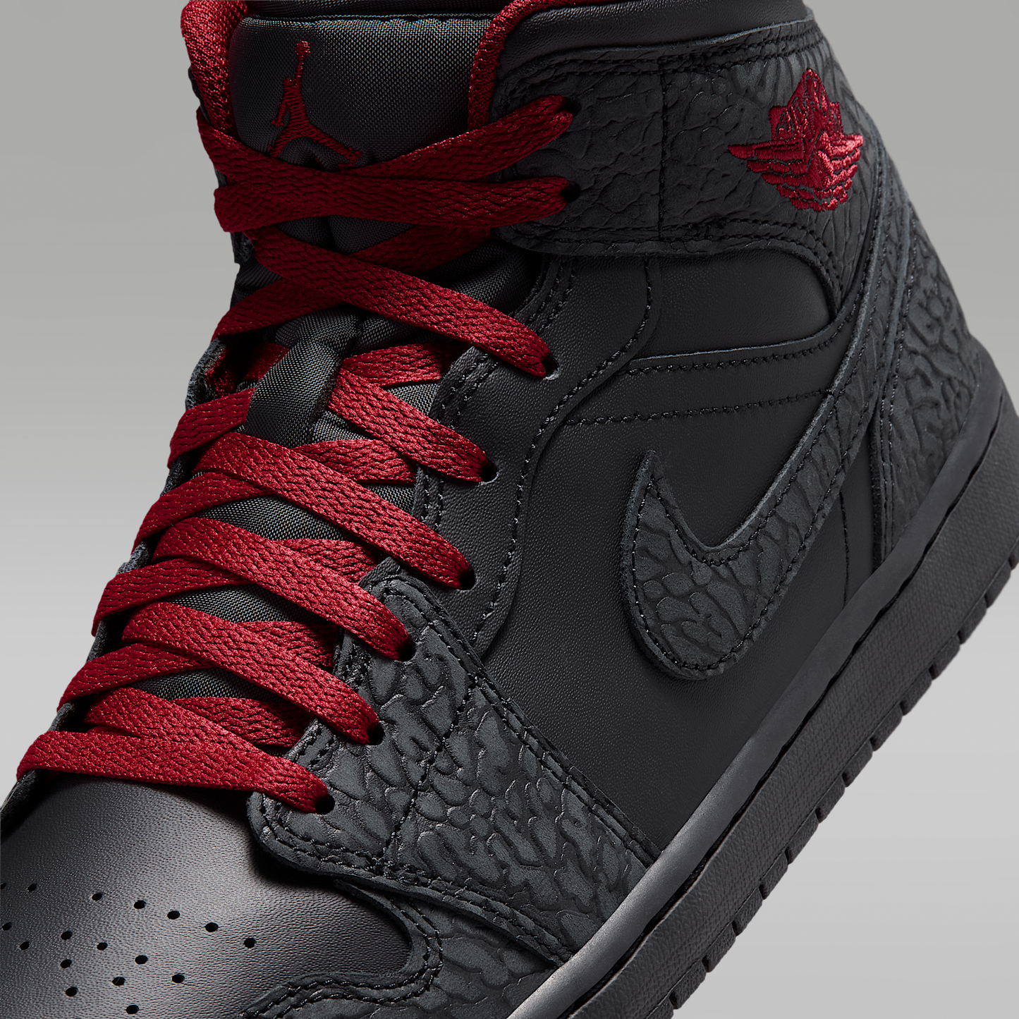 Air Jordan 1 Mid SE
