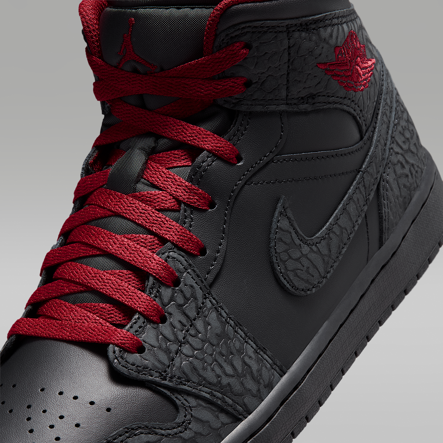 Air Jordan 1 Mid SE