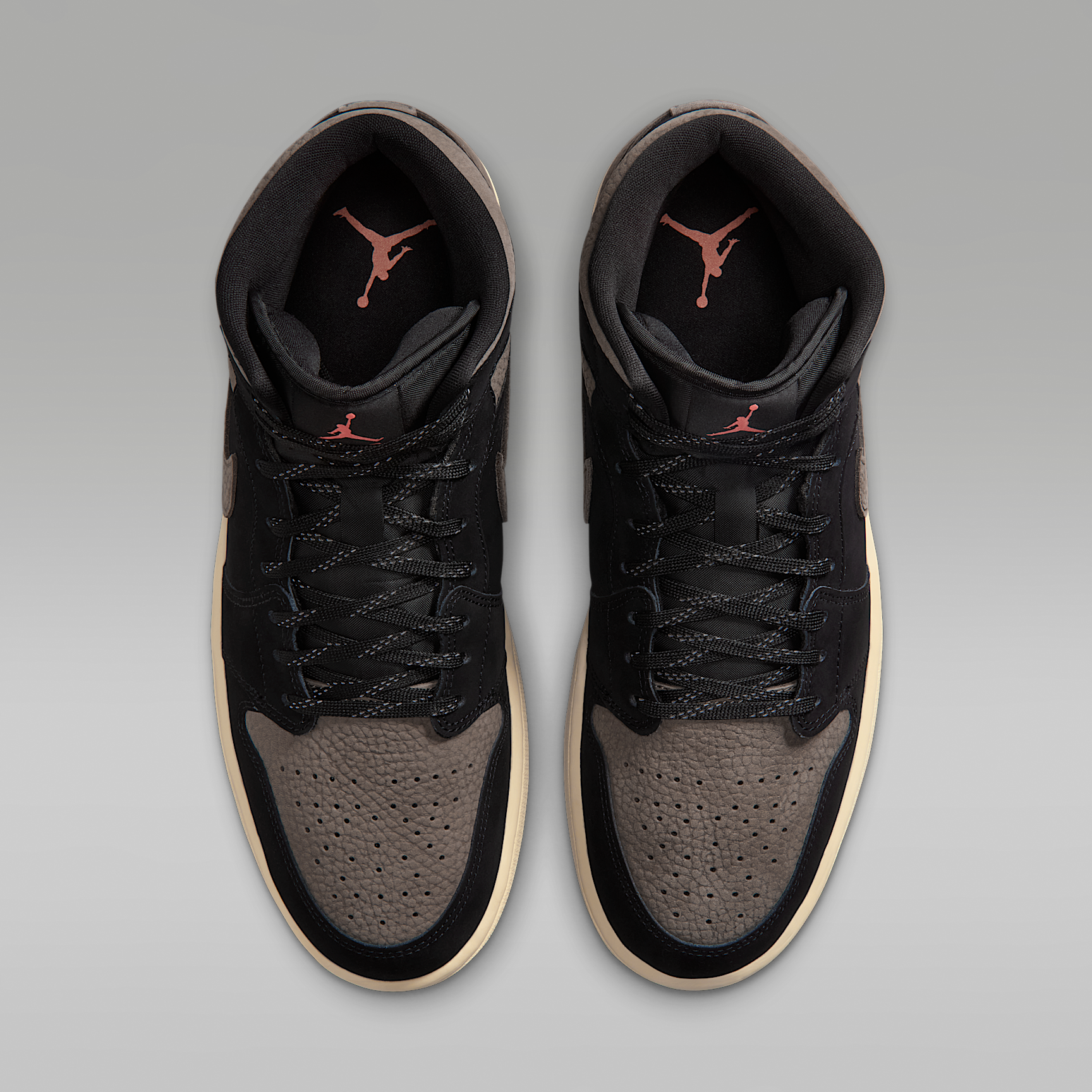 Air Jordan 1 Mid SE