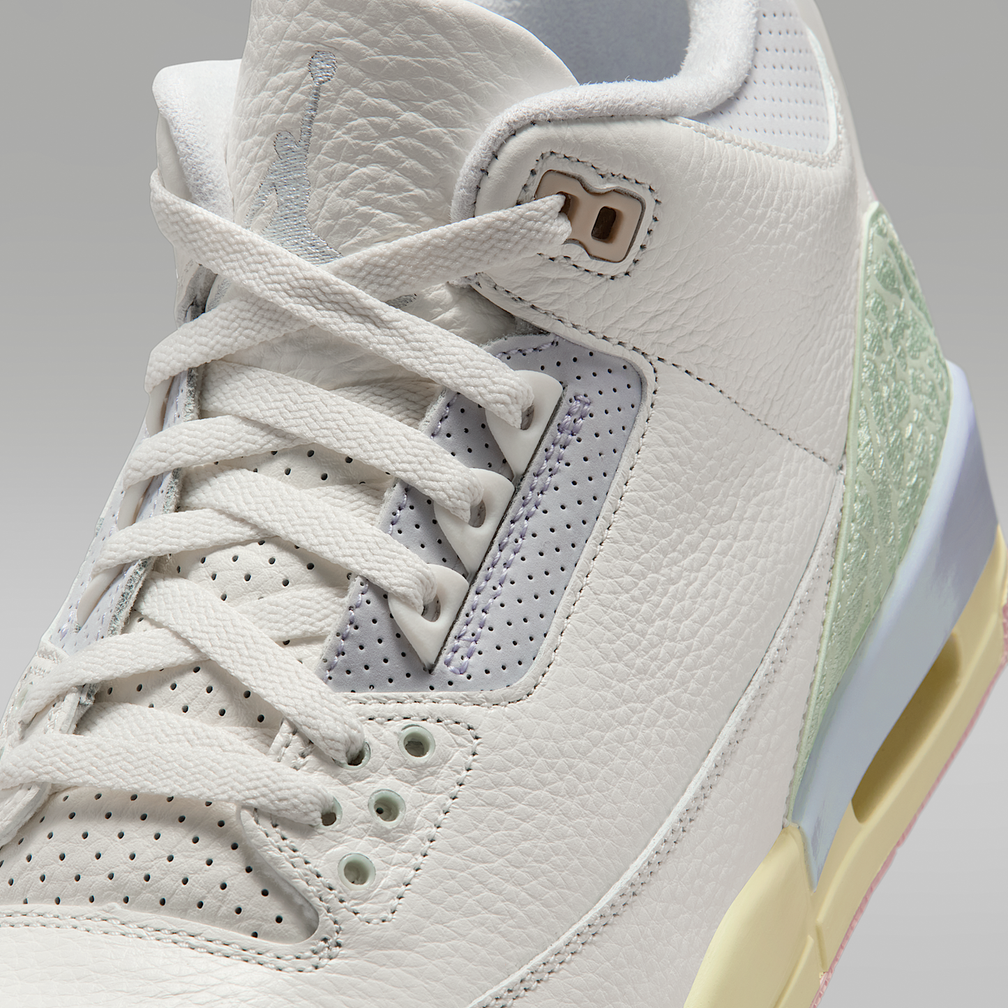 Air Jordan 3 Retro 'Sail and Jade Aura'