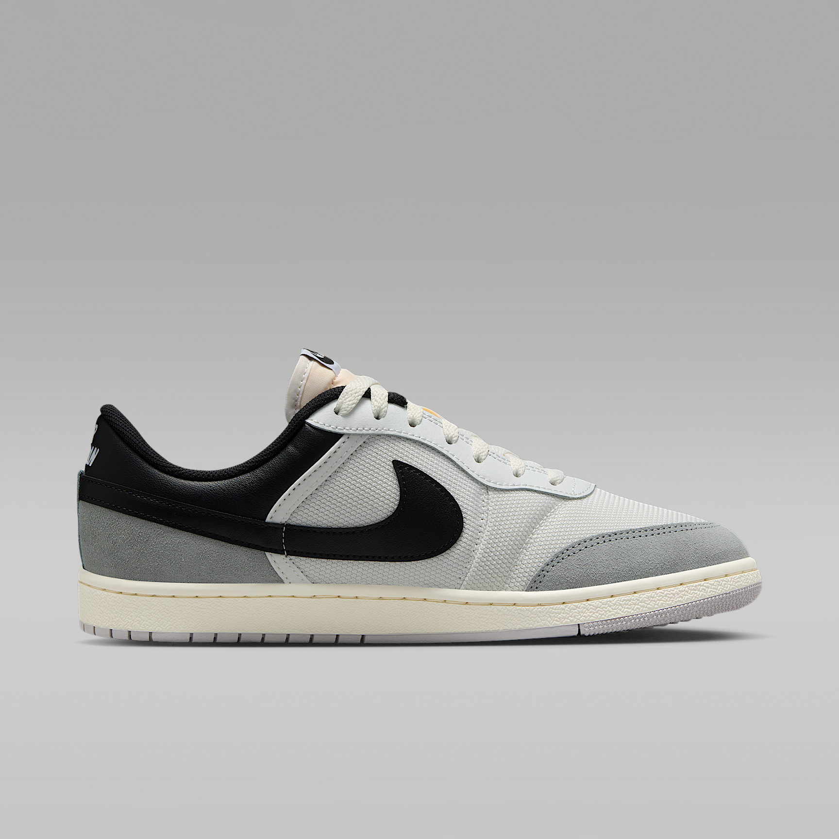 Air Jordan Skyline Low