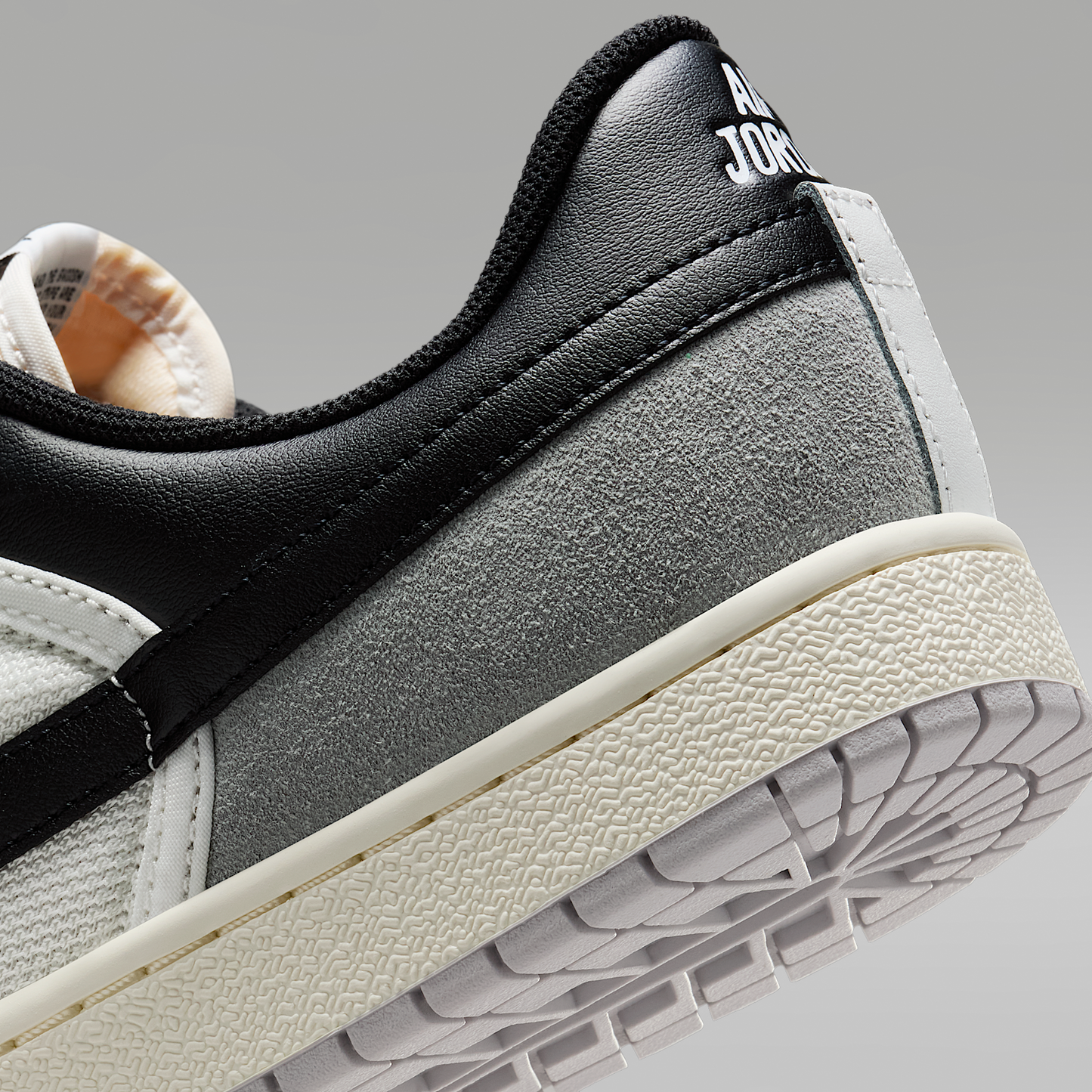 Air Jordan Skyline Low