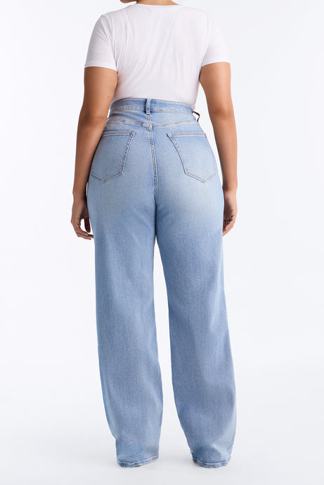 Tall Iconic Crossover Straight Leg Jeans - Light Wash