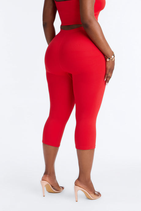 Seamless Smooth Double Lined Capri Pant