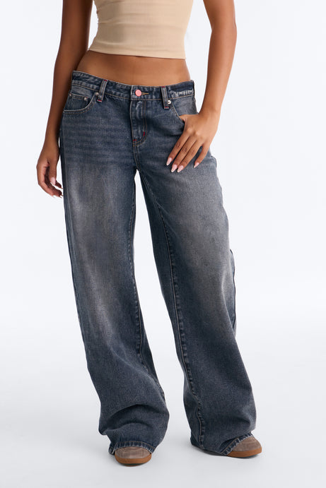 The 412 Low Rise Rigid Wide Leg Jeans - Dark Wash