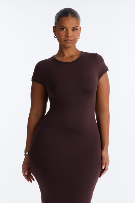 Seamless Smooth Double Lined Cap Sleeve Maxi Dress - Chocolate