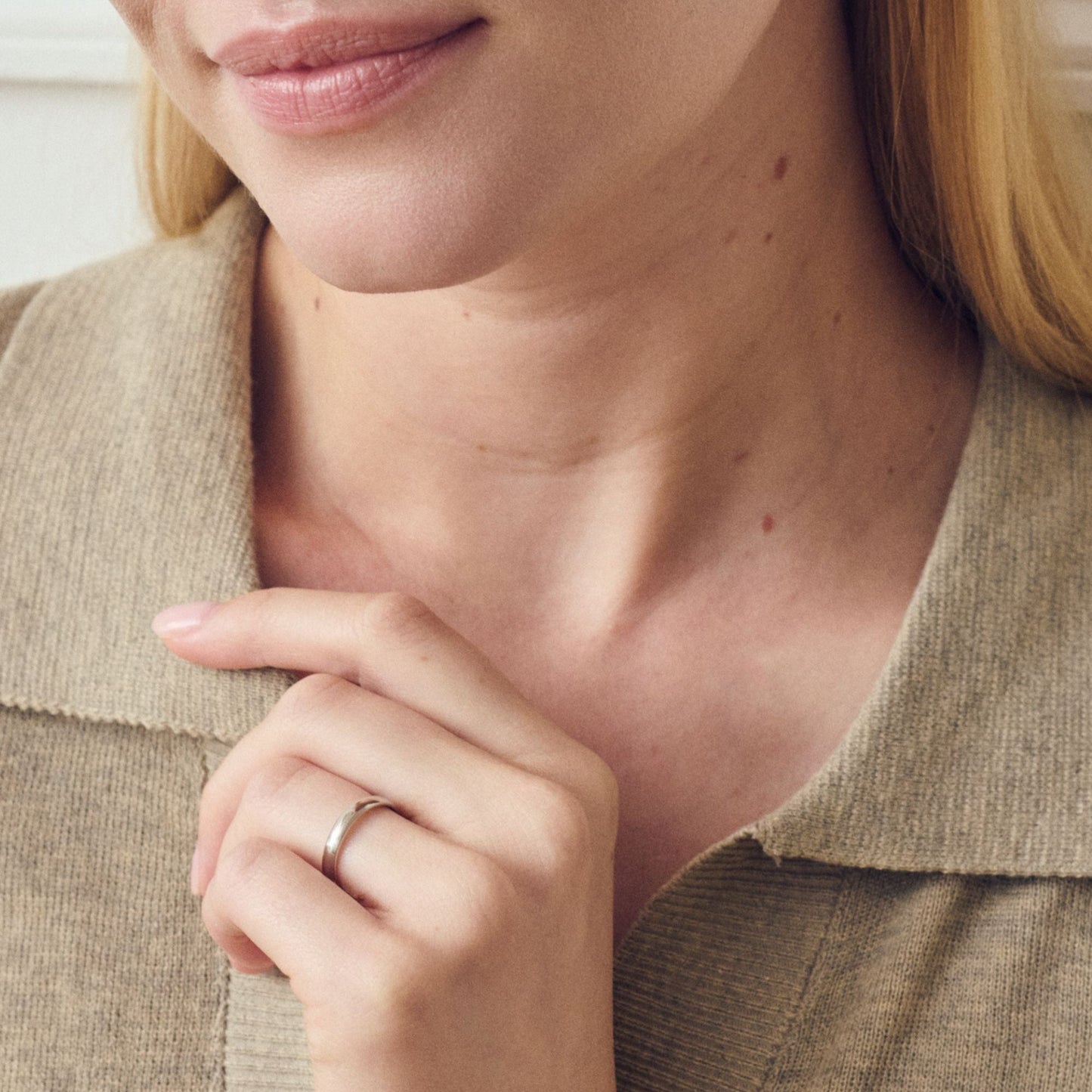 Classic 18ct White Gold D-Shape Wedding Band Ring - 3mm - Interactive Group