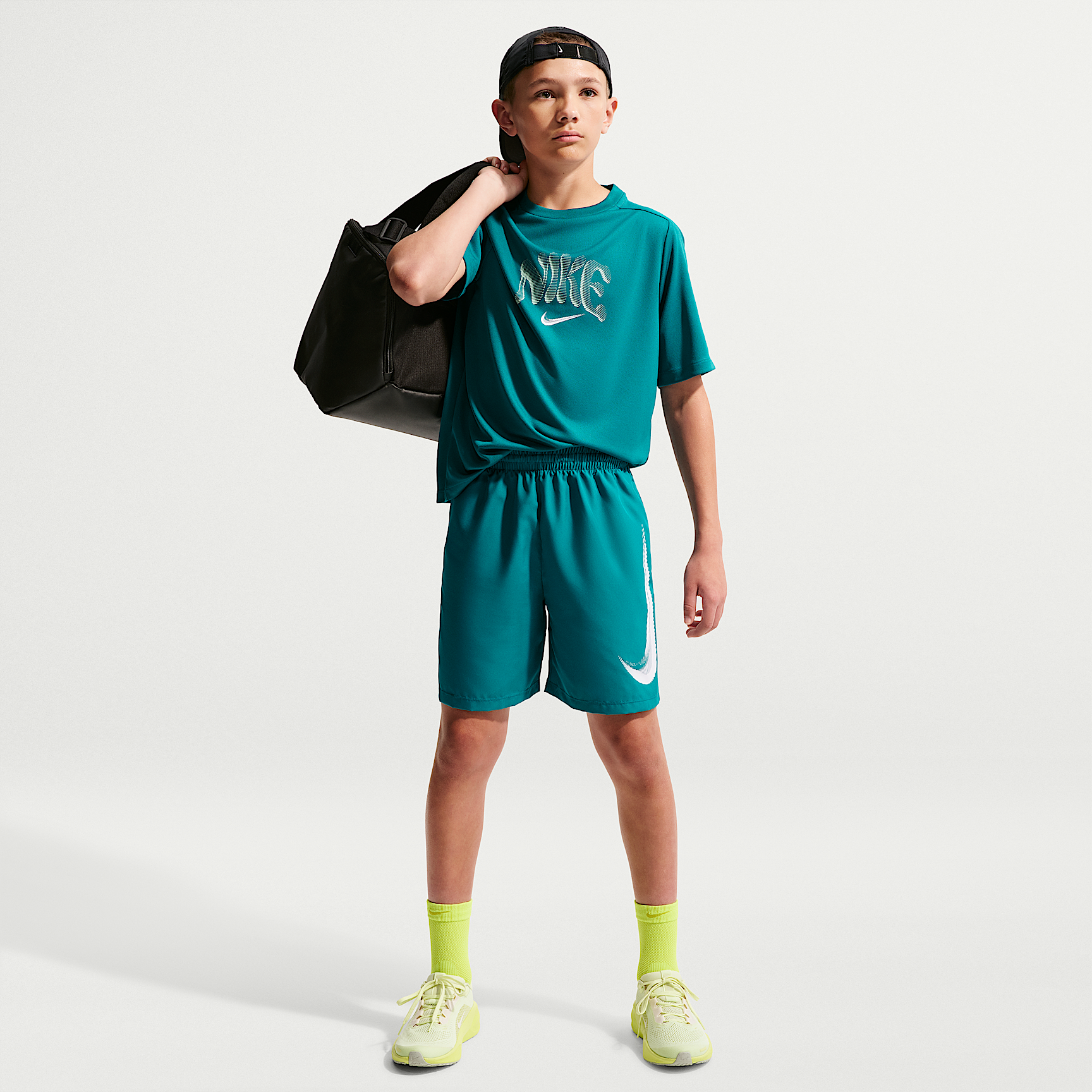 Nike Multi Refresh Older Kids' Shorts
