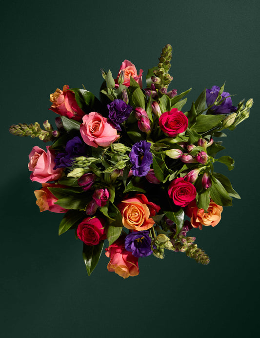 Bright Roses Bouquet with Swiss Chocolates