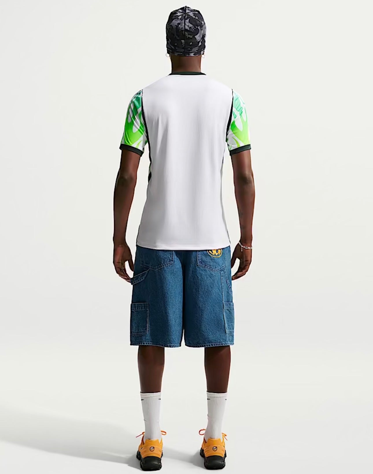 Nigeria 2026 Stadium Away
Men's Nike Dri-FIT Football Replica Shirt