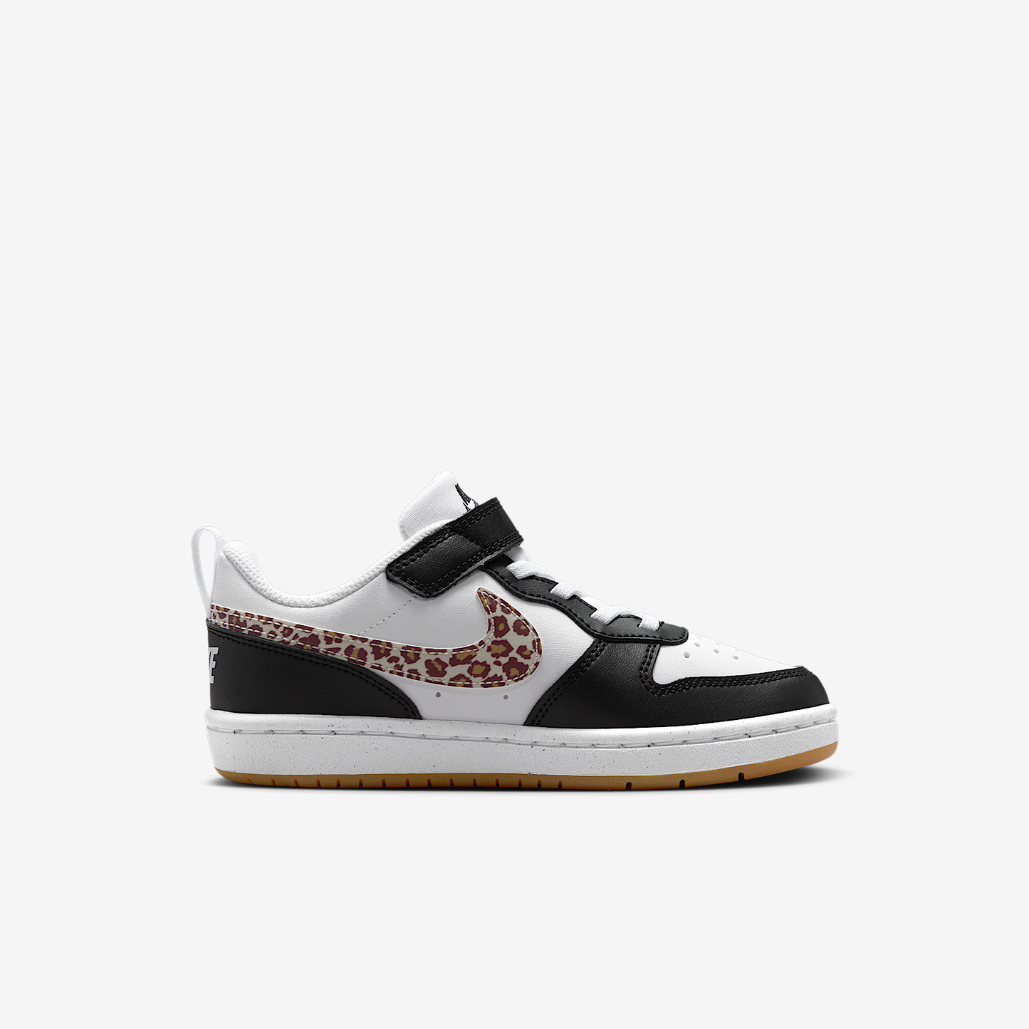 NikeCourt Borough Low