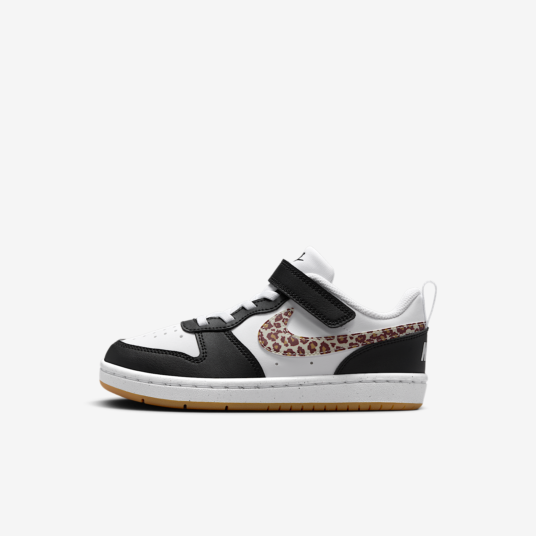 NikeCourt Borough Low