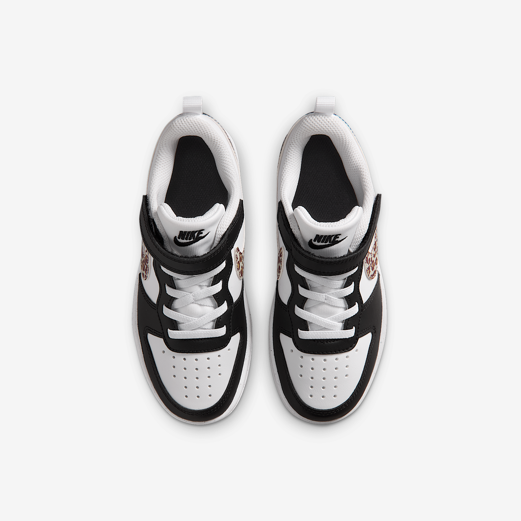 NikeCourt Borough Low