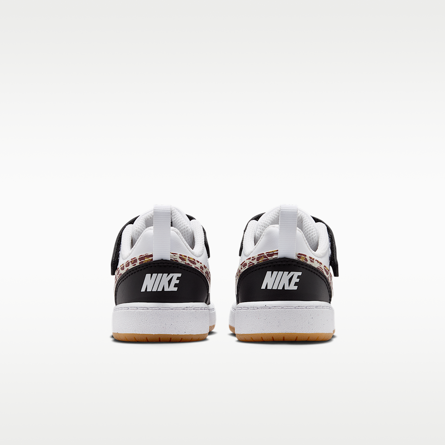 NikeCourt Borough Low