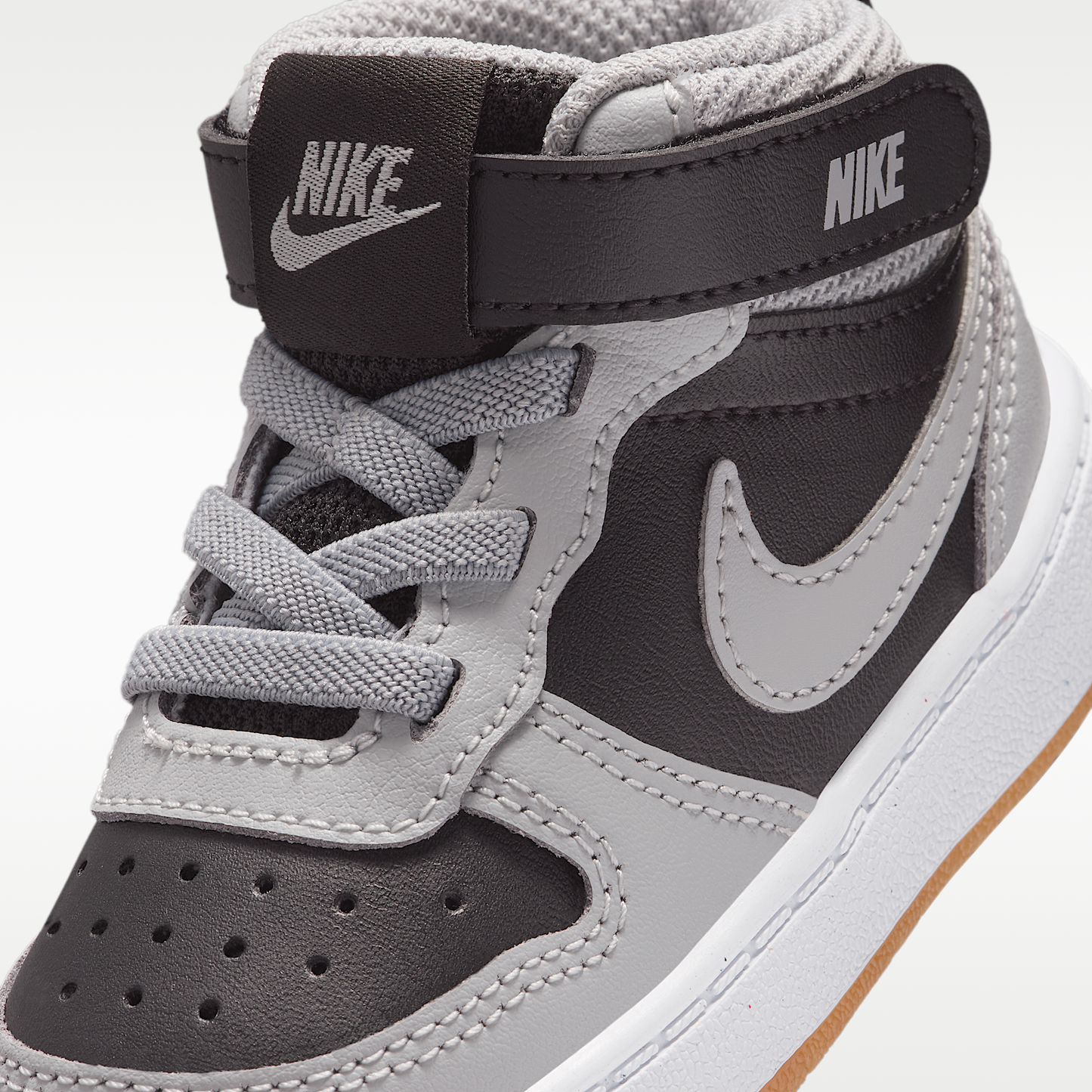 Nike Court Borough Mid 2