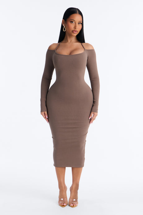 Sariyah Snatched Midi Dress