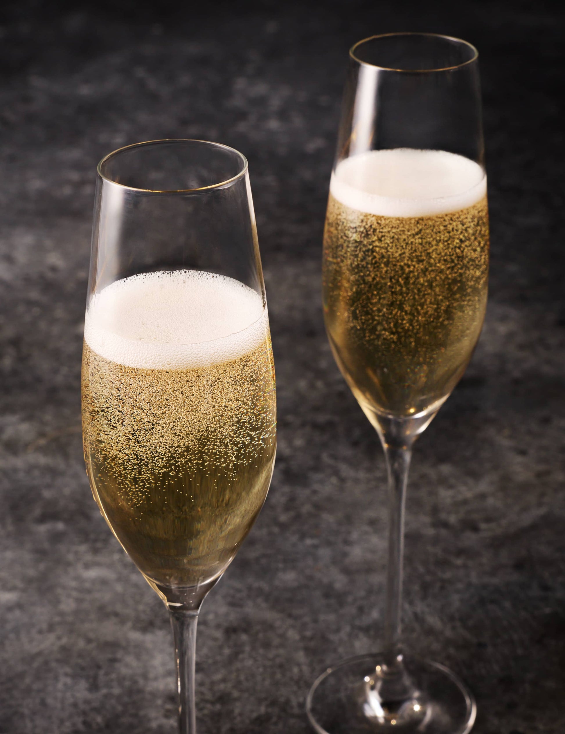 Delacourt Champagne & Glasses Gift
