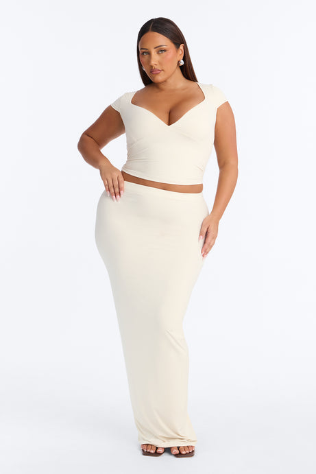Second Skin Double Lined Ruched Back Slit Maxi Skirt