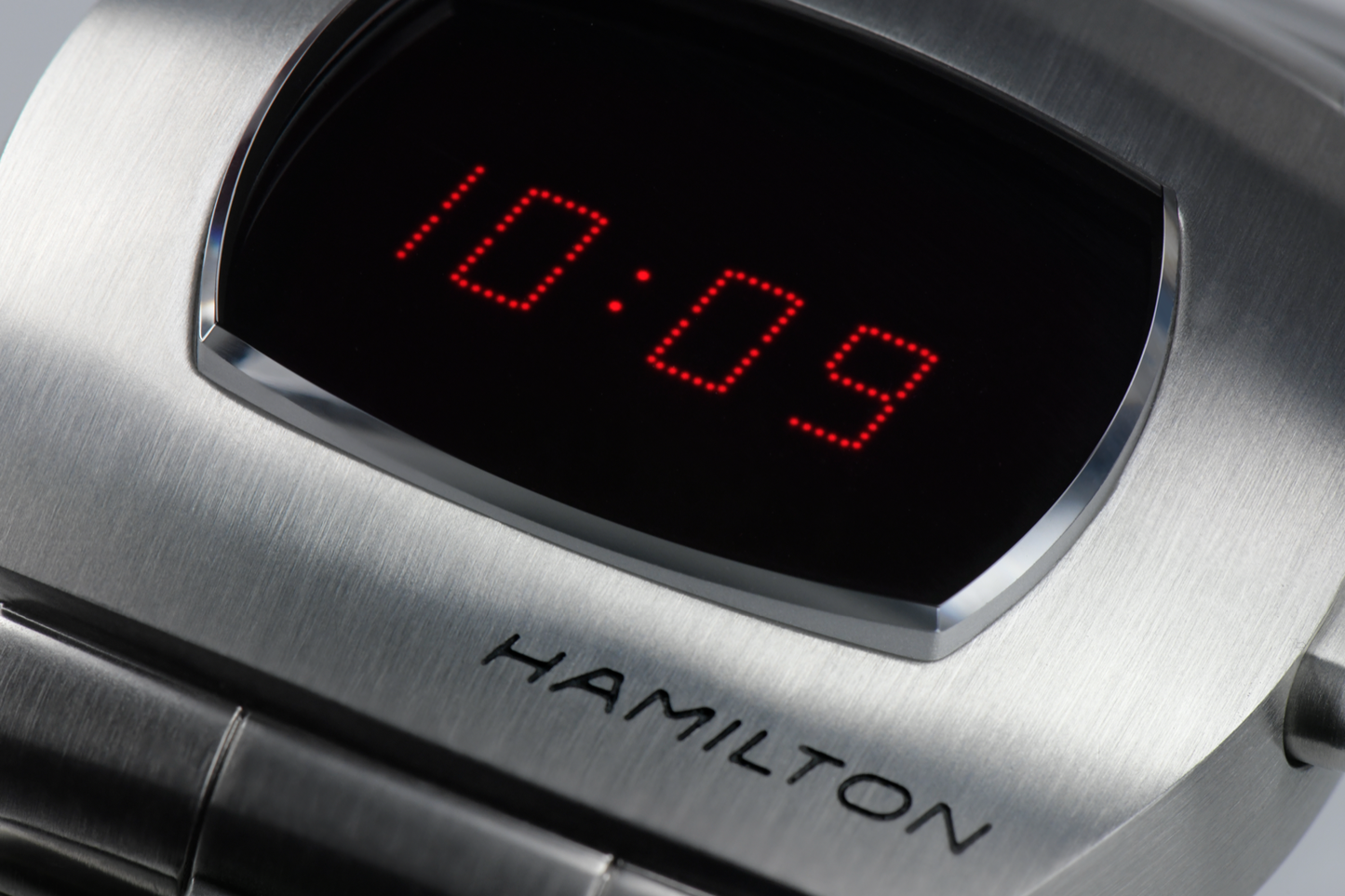 Hamilton PSR Digital Watch Quartz Black Dial / Stainless Steel Bracelet