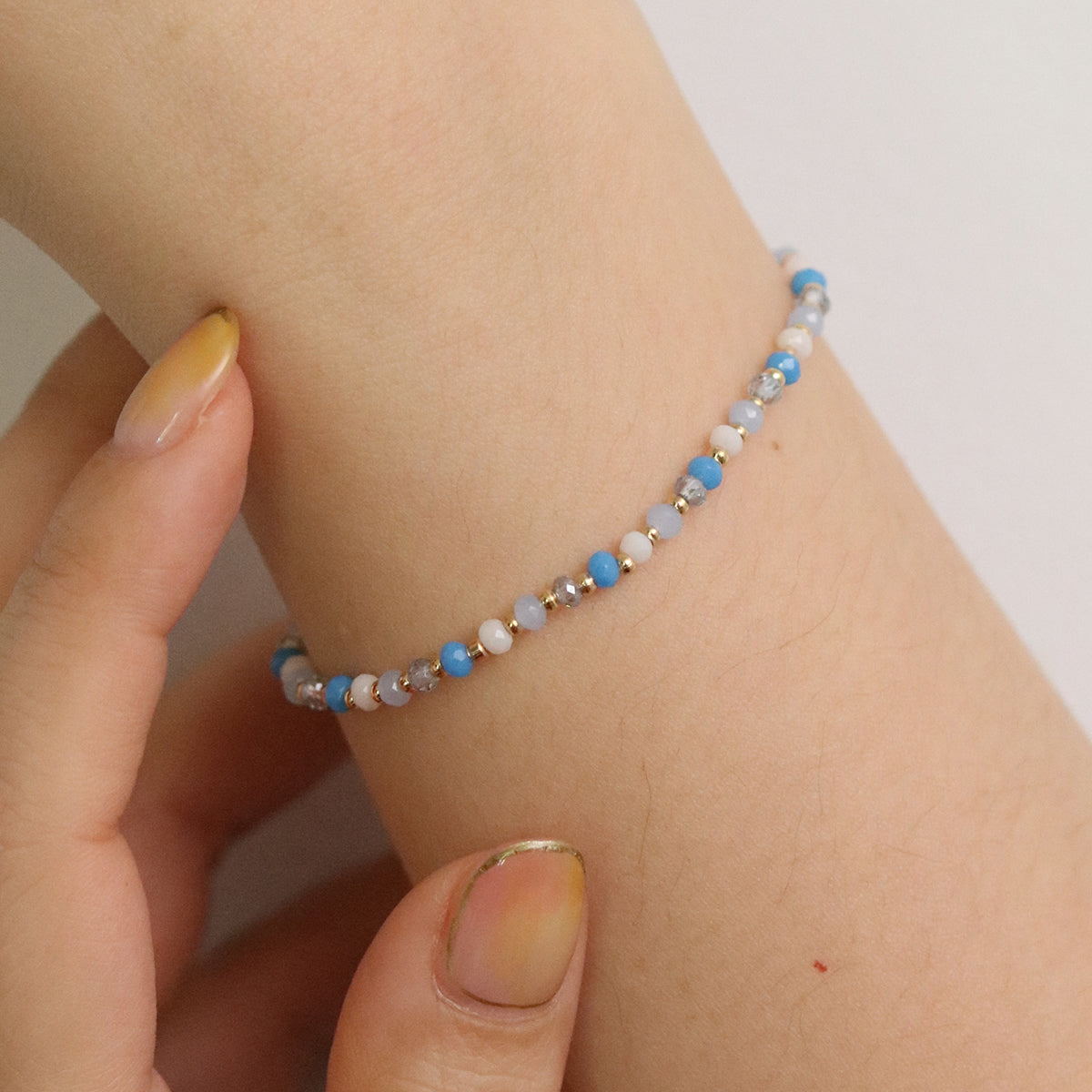 Gemstone stretchable bracelet - Interactive Group