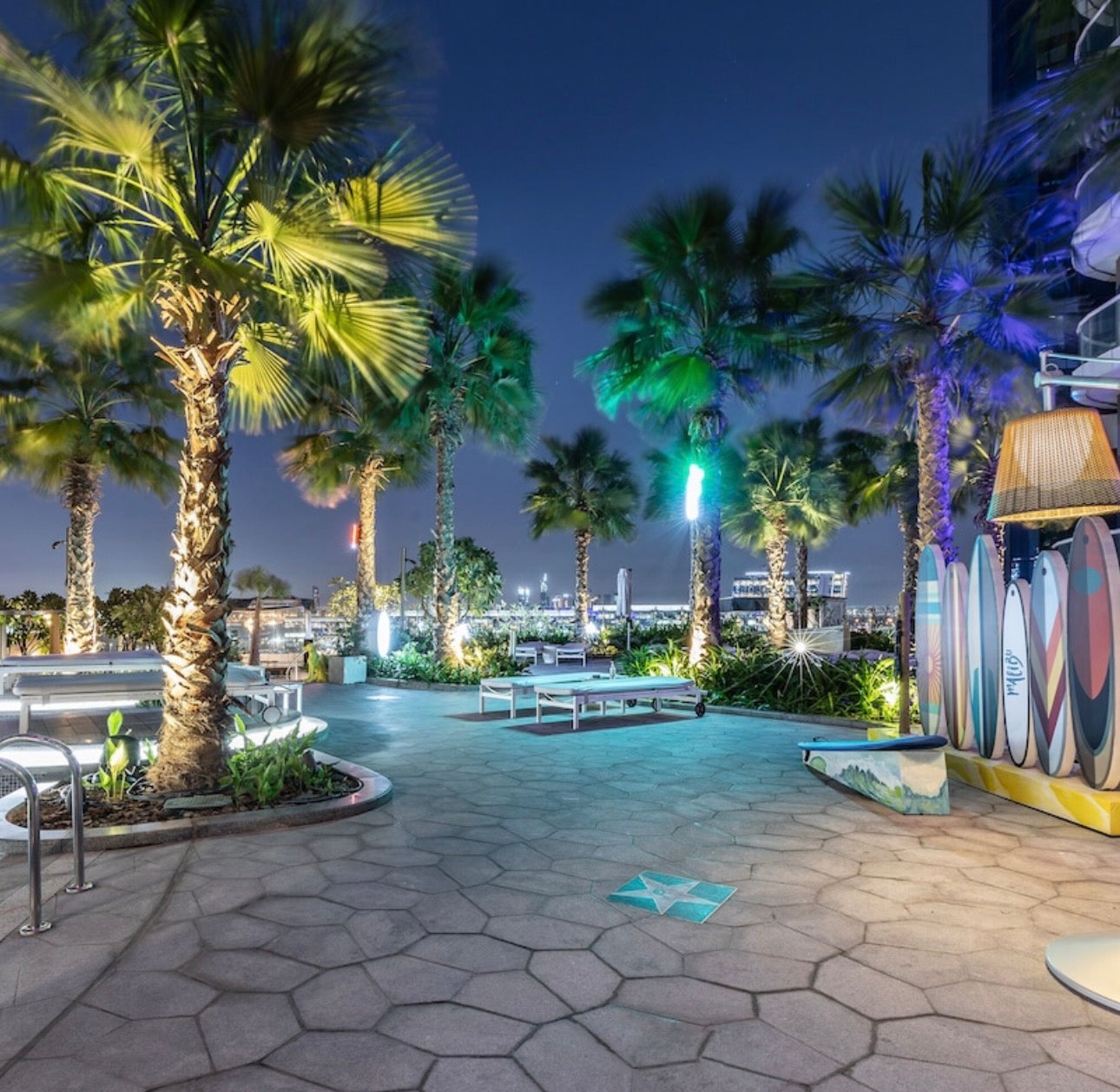 Paramount Hotels & Resorts — Studio 1 2 3 Luxury Hotel Apartments — Hollywood Inspired Lifestyle Masterpiece — Business Bay Dubai