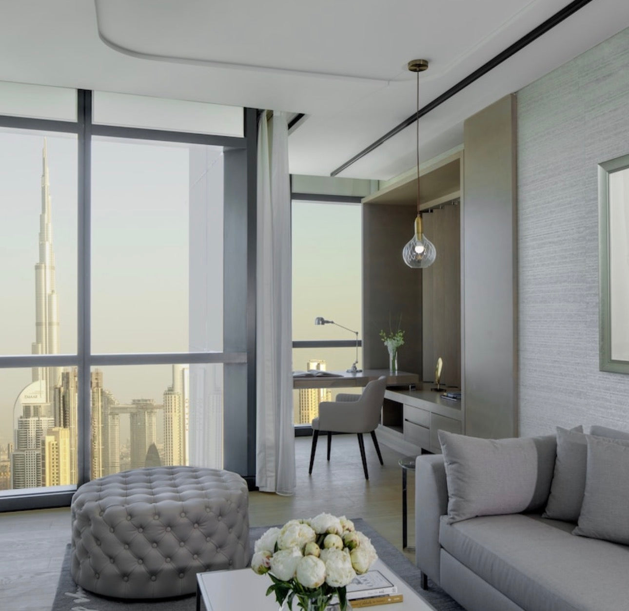 Paramount Hotels & Resorts — Studio 1 2 3 Luxury Hotel Apartments — Hollywood Inspired Lifestyle Masterpiece — Business Bay Dubai