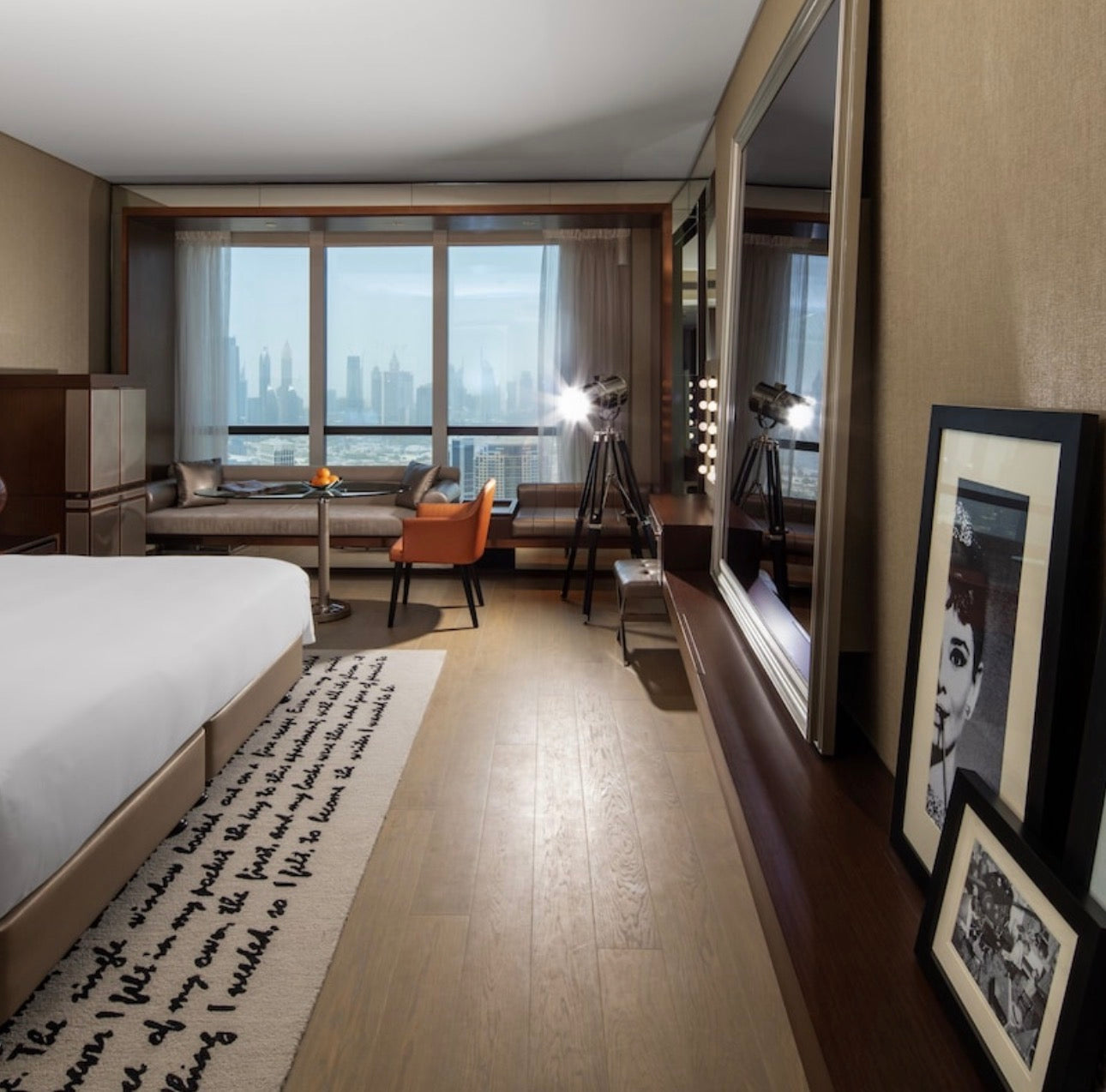 Paramount Hotels & Resorts — Studio 1 2 3 Luxury Hotel Apartments — Hollywood Inspired Lifestyle Masterpiece — Business Bay Dubai