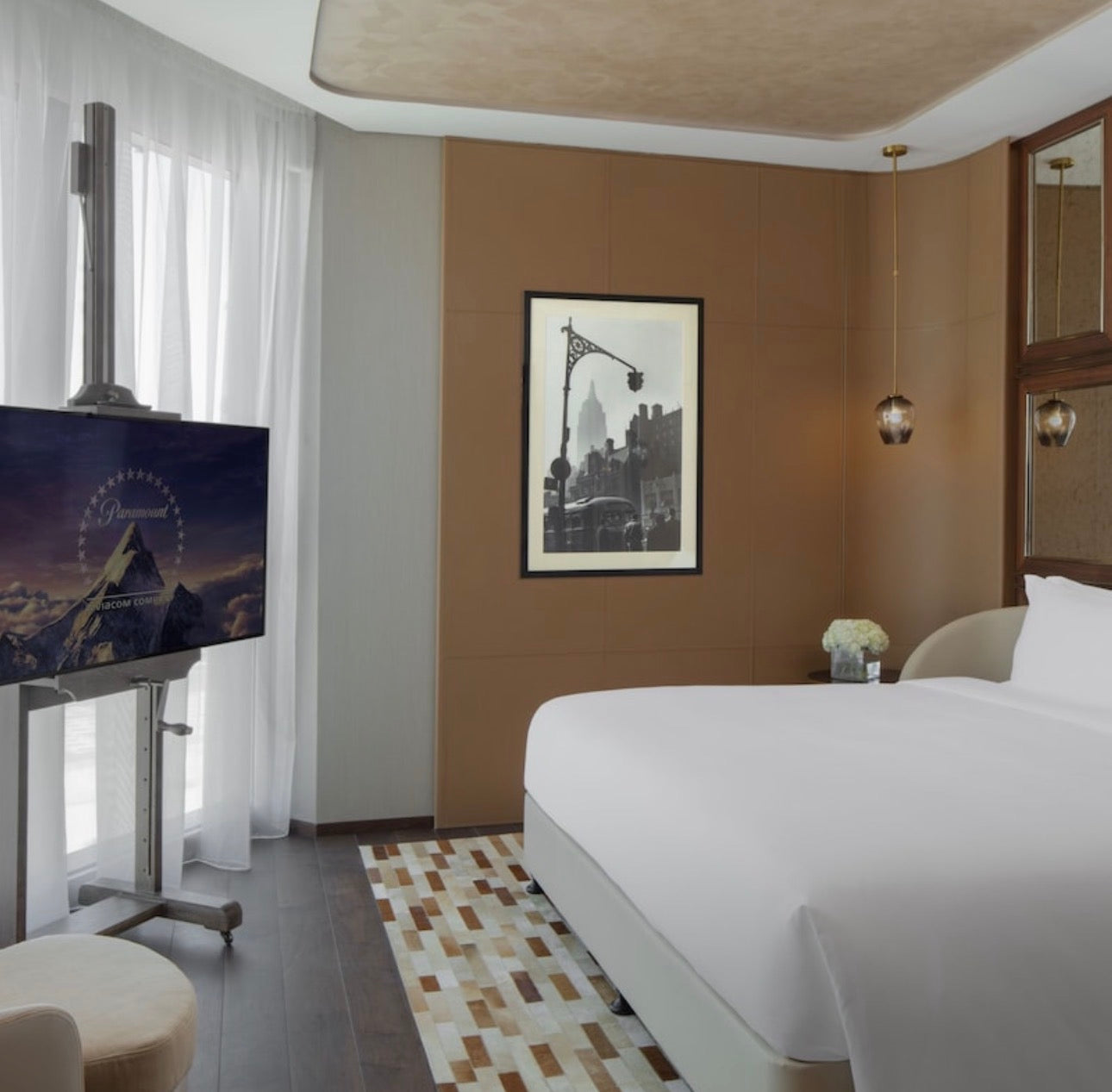 Paramount Hotels & Resorts — Studio 1 2 3 Luxury Hotel Apartments — Hollywood Inspired Lifestyle Masterpiece — Business Bay Dubai