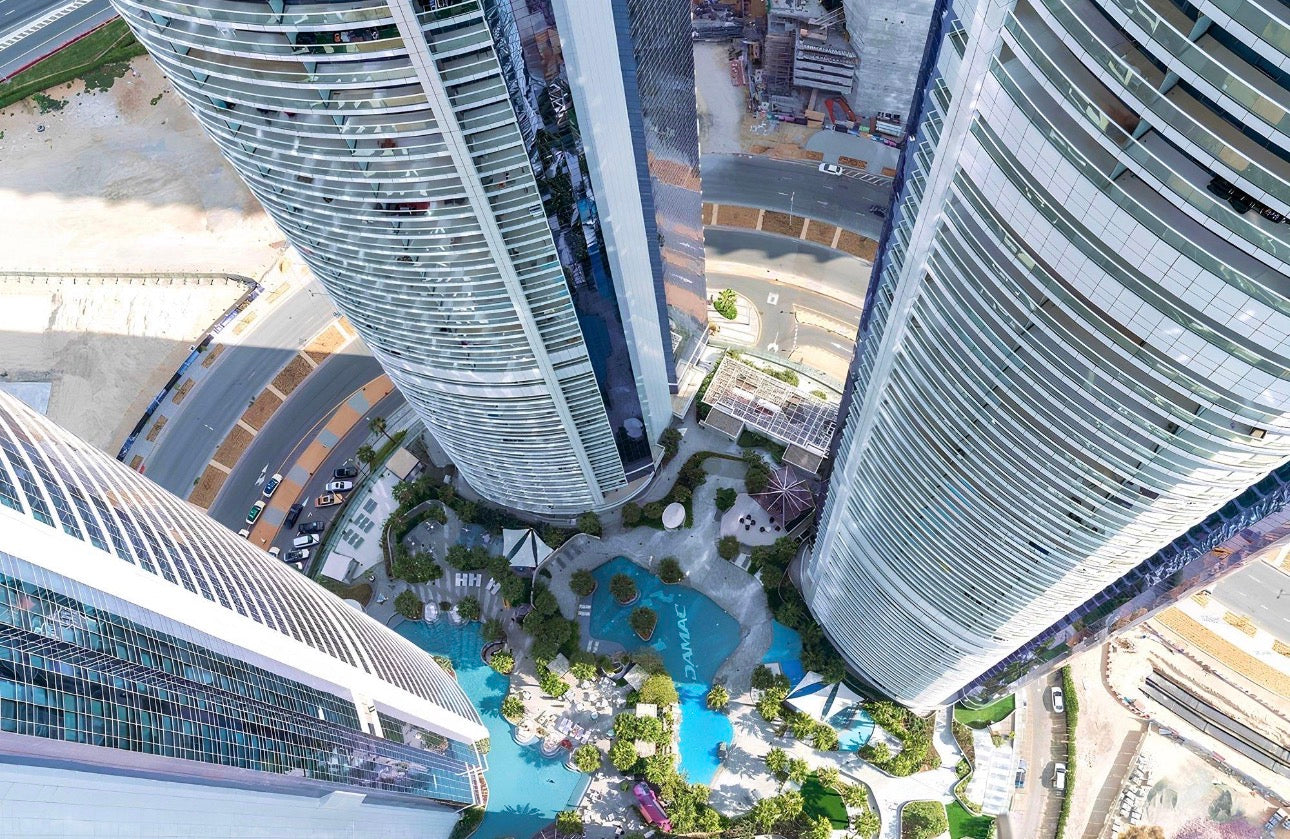 Paramount Hotels & Resorts — Studio 1 2 3 Luxury Hotel Apartments — Hollywood Inspired Lifestyle Masterpiece — Business Bay Dubai