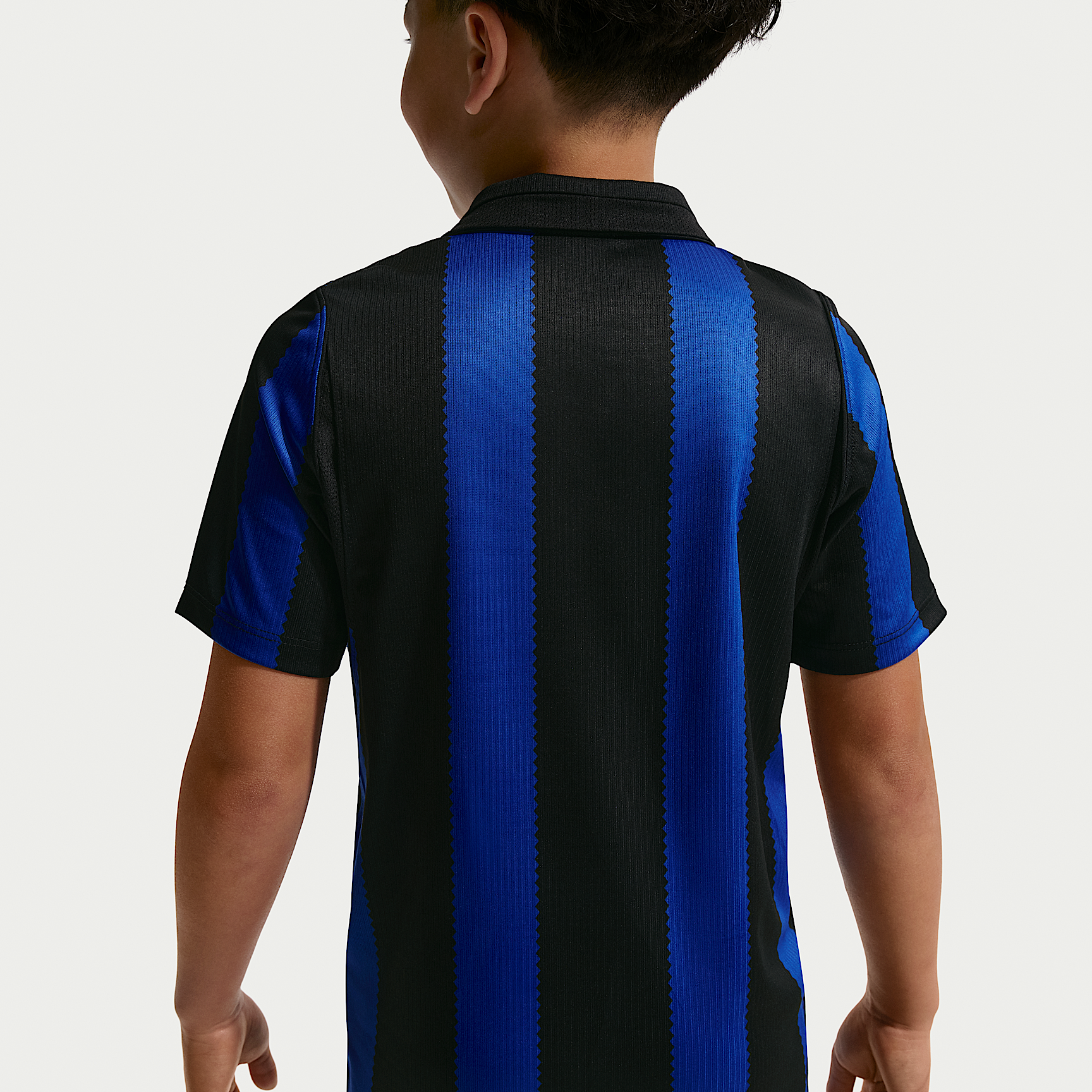 Inter Milan 2026/27 Stadium Home Older Kids' Nike Dri-FIT Football Replica Jersey