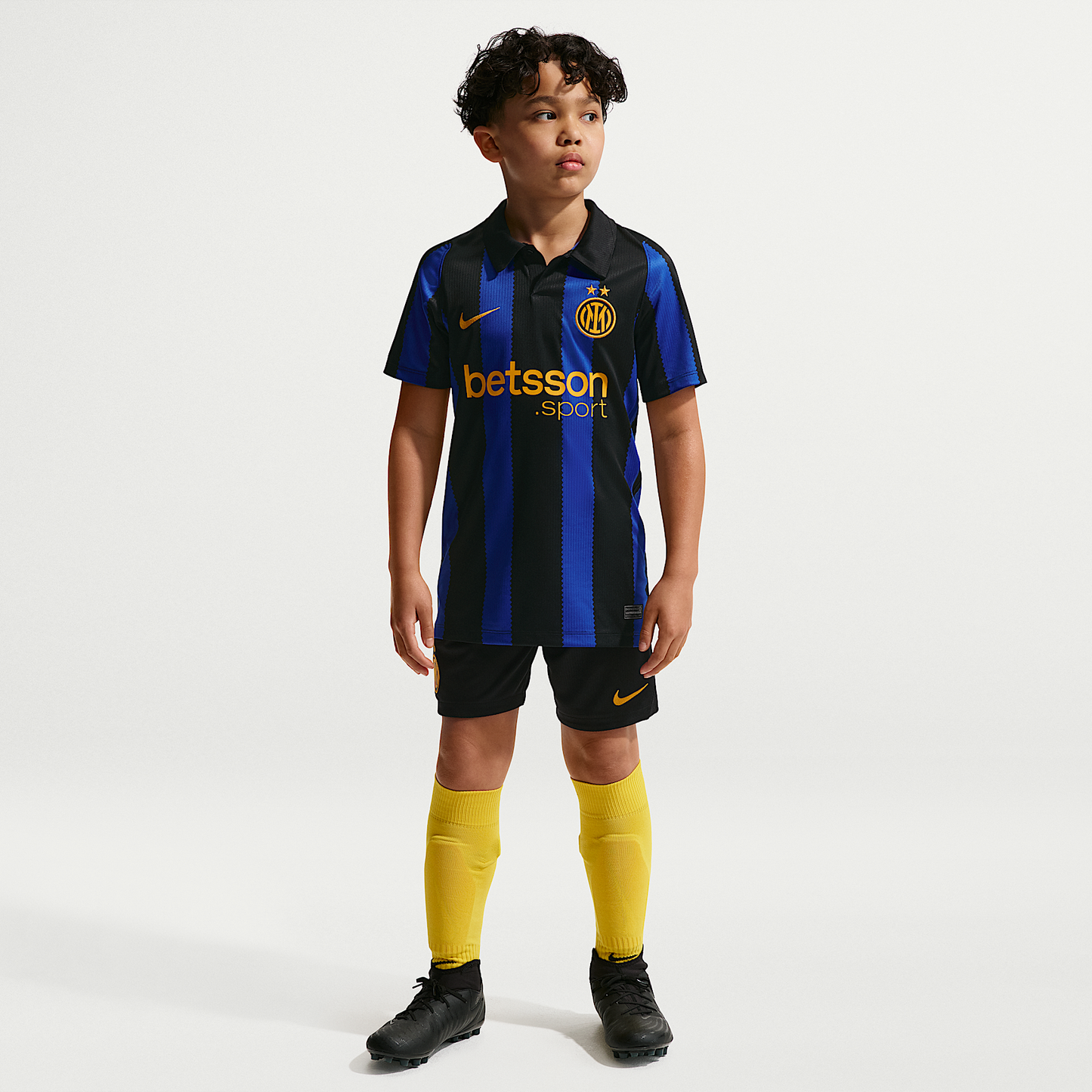 Inter Milan 2026/27 Stadium Home Older Kids' Nike Dri-FIT Football Replica Jersey