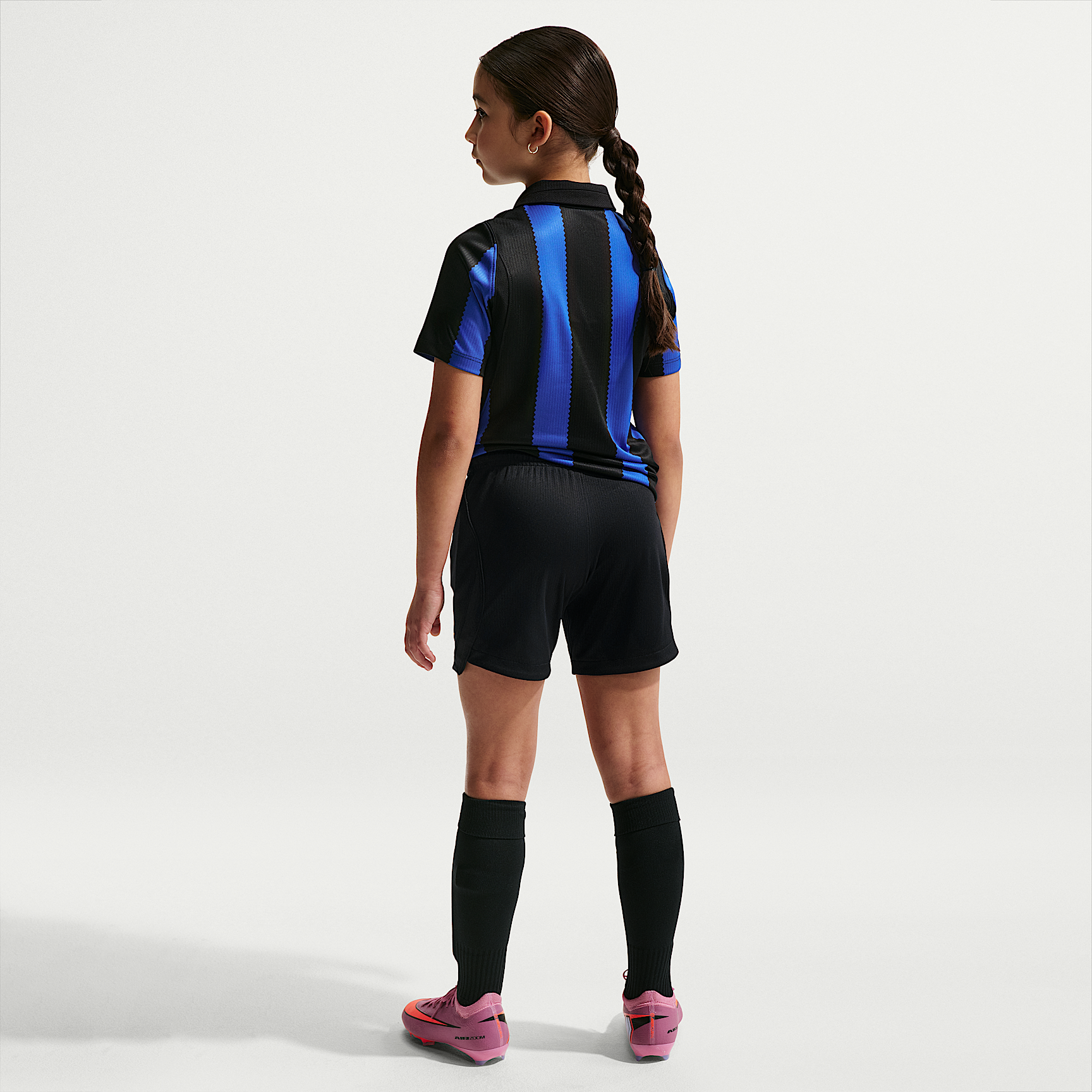 Inter Milan 2026/27 Stadium Home Older Kids' Nike Dri-FIT Football Replica Shorts