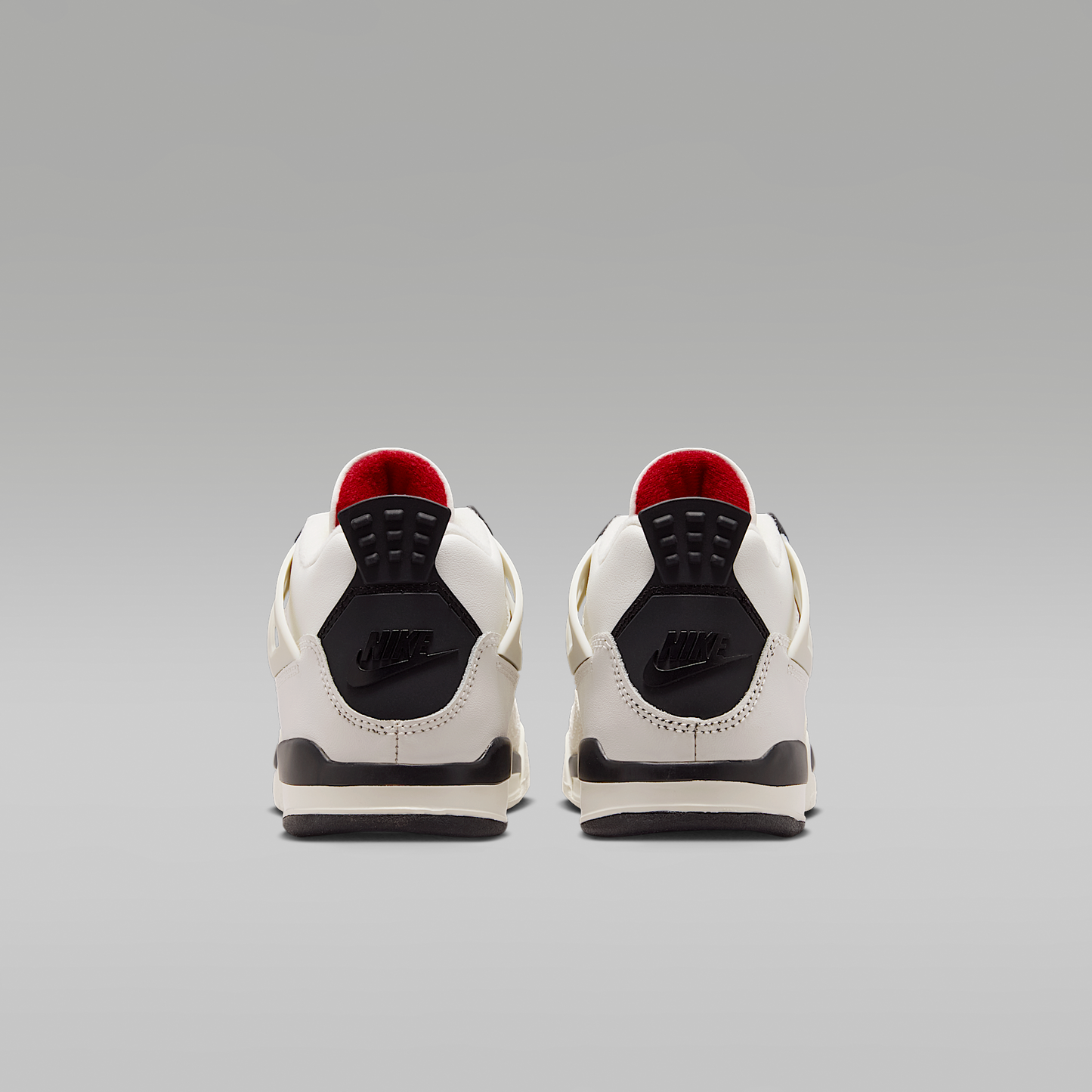 Jordan 4 Retro 'Flight Club'